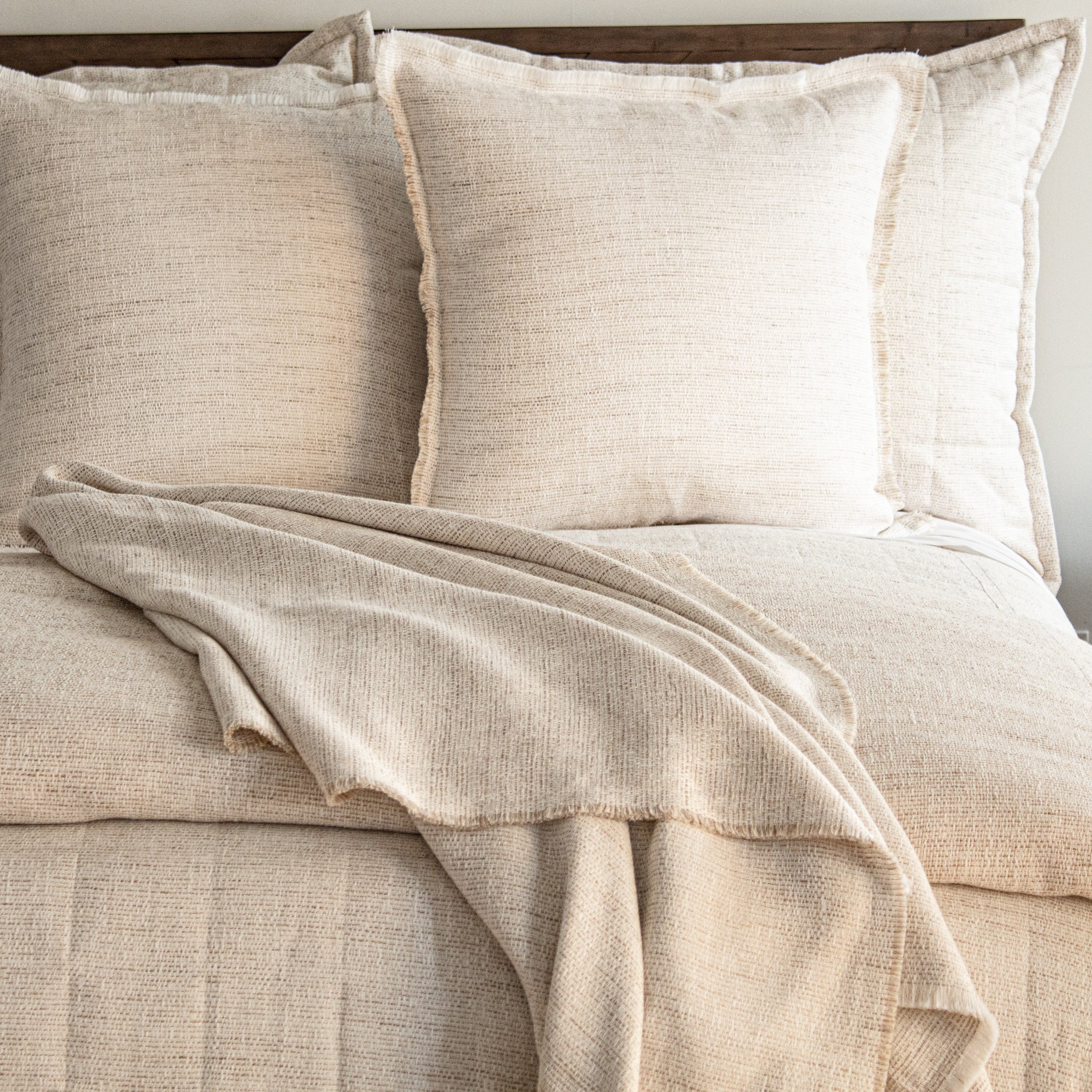 Macau Raw Edge Throw Blanket - Soft & Cozy Handwoven Cotton Decorative Throw for Couch, Bed, Sofa - Perfect for Living Room, Bedroom, and Home Decor