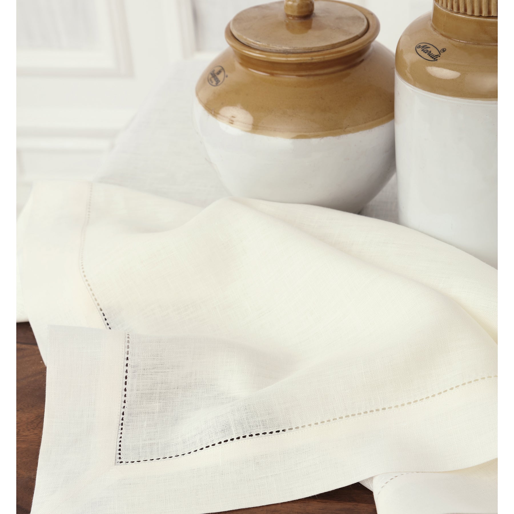 Elegant Classic Hemstitch Tablecloth - Premium Cotton Linen Table Cover for Dining Room, Wedding, Party & Special Occasions