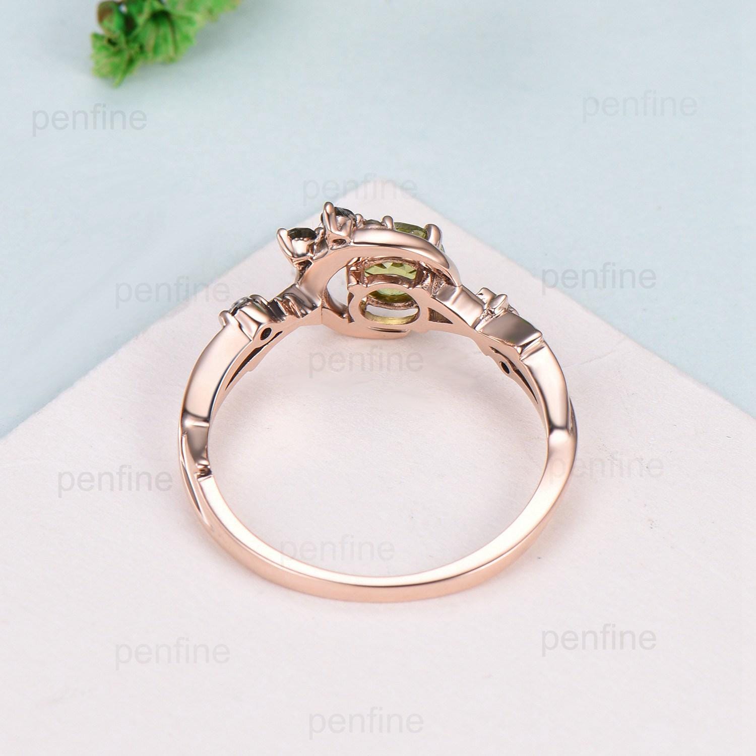 Natural Peridot Engagement Ring - Round Green Peridot Gemstone in Vintage Rose Gold with Star & Moon Design, August Birthstone Jewelry for Women, Perfect for Anniversary, Proposal & Special Occasions