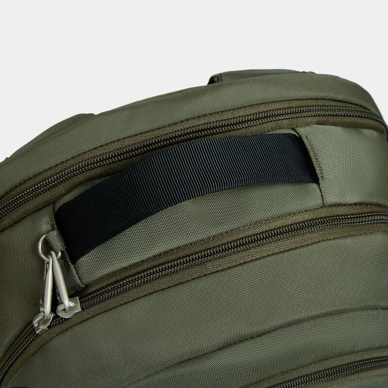 Travelon Anti-Theft Classic Large Backpack for Women & Men - Secure Travel Backpack with RFID Blocking & Lockable Zippers - Perfect for Commuting, Business Trips & Vacation Travel