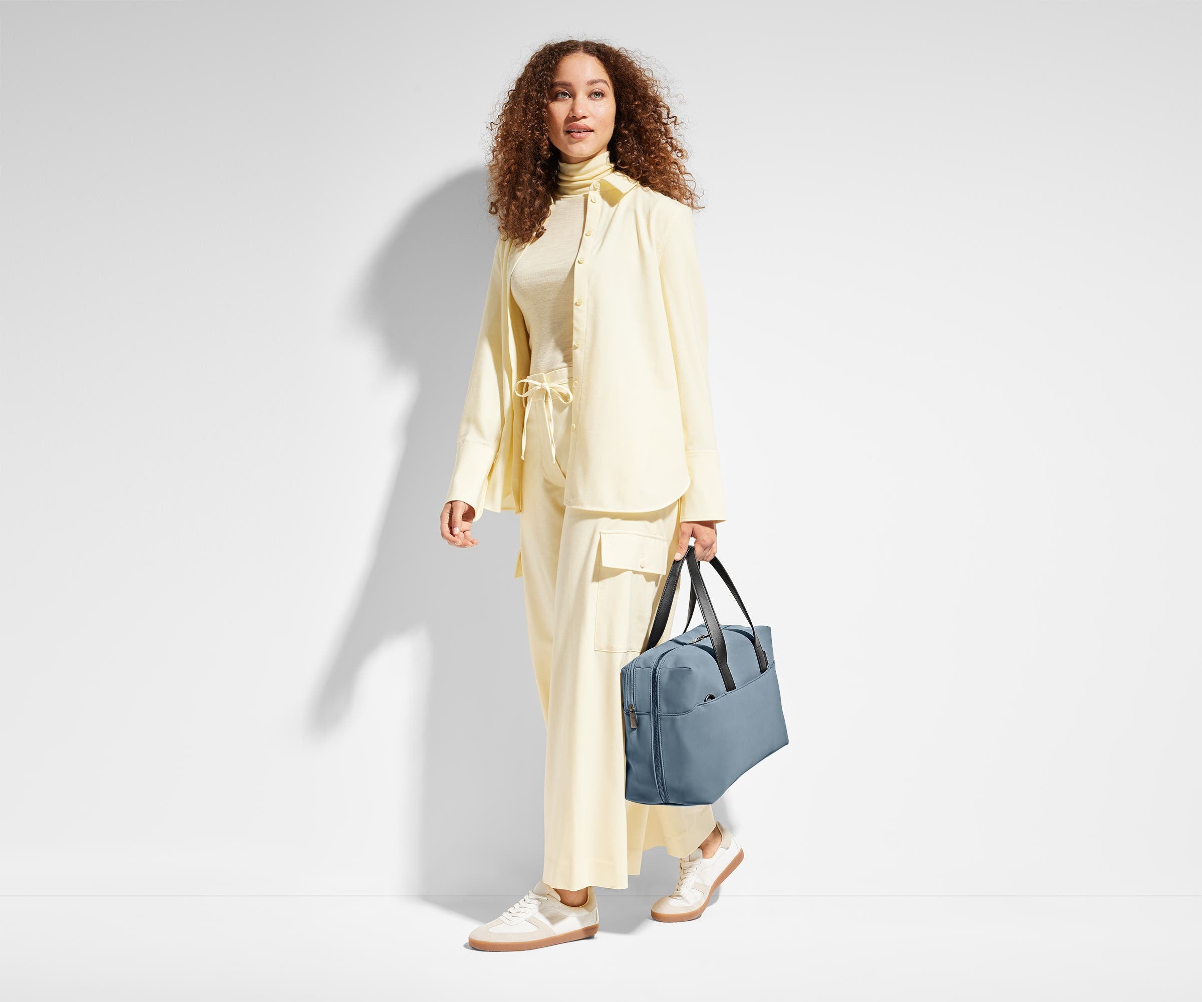The Everywhere Bag in Cloud Gray - Stylish & Durable Crossbody Purse for Women - Perfect for Travel, Work & Everyday Use