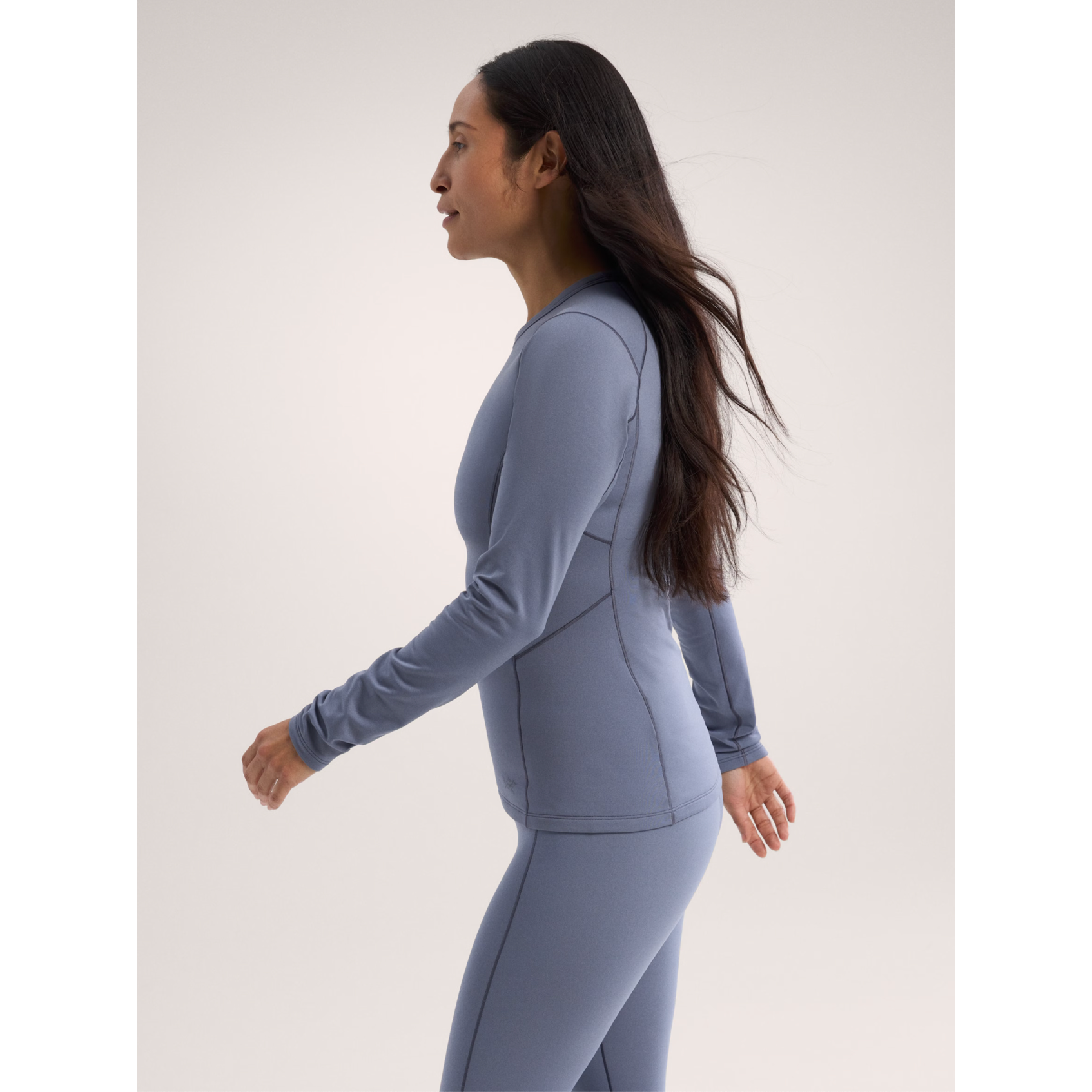 Arc'teryx Women's Rho Crew Neck Long Sleeve Baselayer - Warm Thermal Shirt for Hiking, Skiing & Outdoor Activities