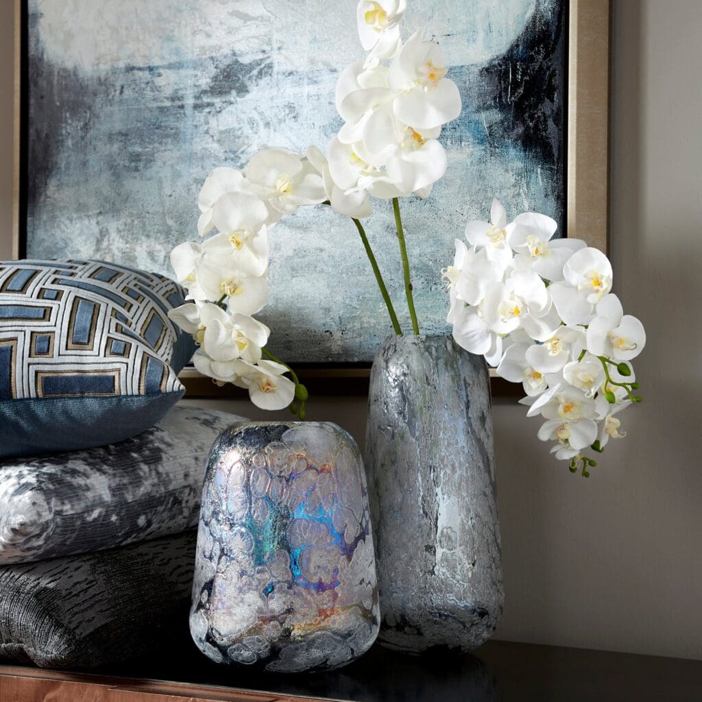 Cyan Design 10890 Moonscape Vase - Iridescent Glass Vase for Home Decor, Medium Size - Perfect for Living Room, Wedding Centerpiece & Boho Decor