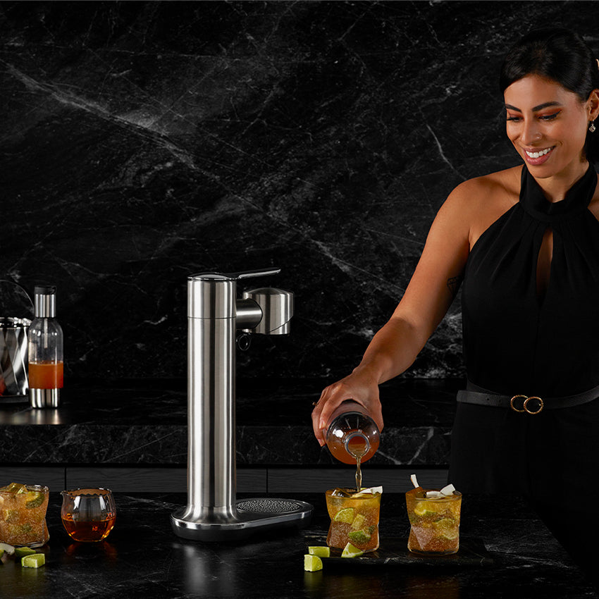 Breville The InFizz Fusion Carbonated Water Maker - Sparkling Water Machine for Home, Kitchen & Office | Perfect for Cocktails, Mocktails & Healthy Hydration