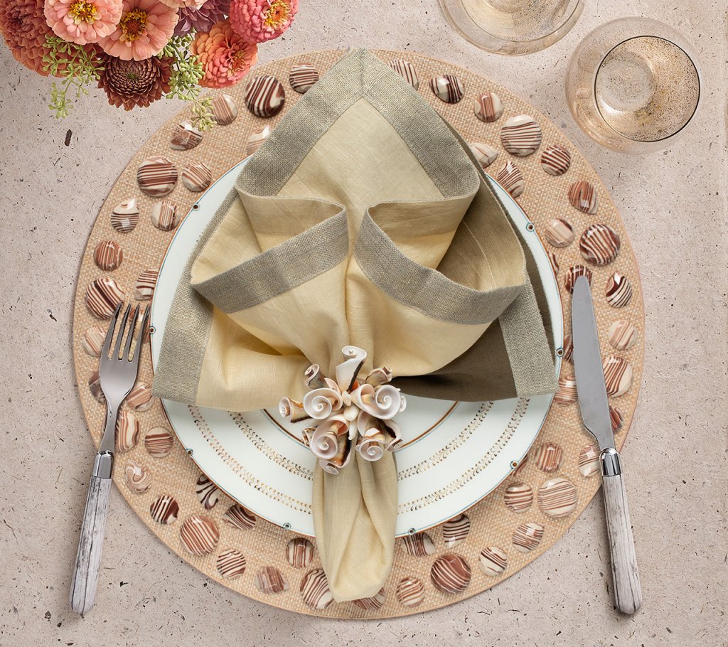 Ivory & Natural Seashell Burst Napkin Rings - Set of 4 for Elegant Beach Wedding or Coastal Dining Decor