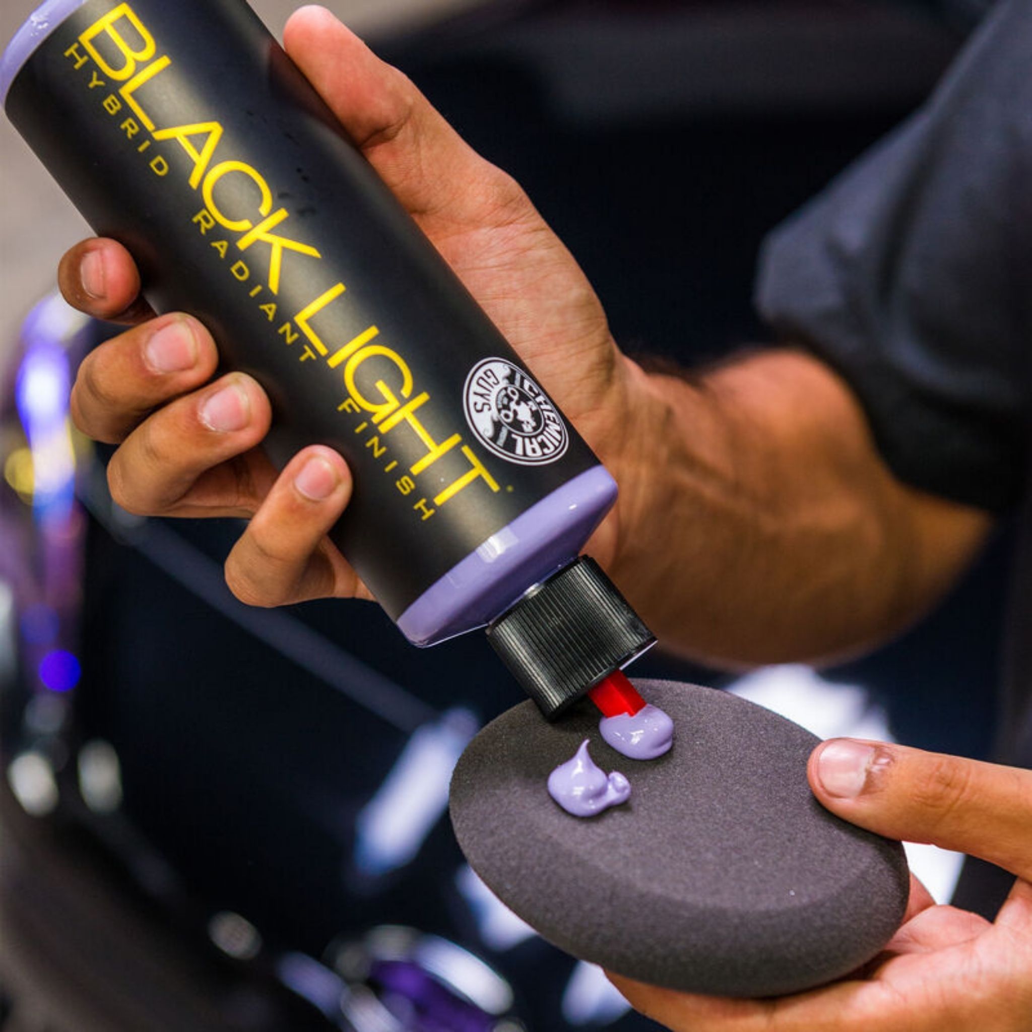 Chemical Guys Black Light Hybrid Radiant Finish Gloss Enhancer & Sealant - 16oz Car Wax for Shine & Protection - Perfect for Detailing, Show Cars & Daily Drivers