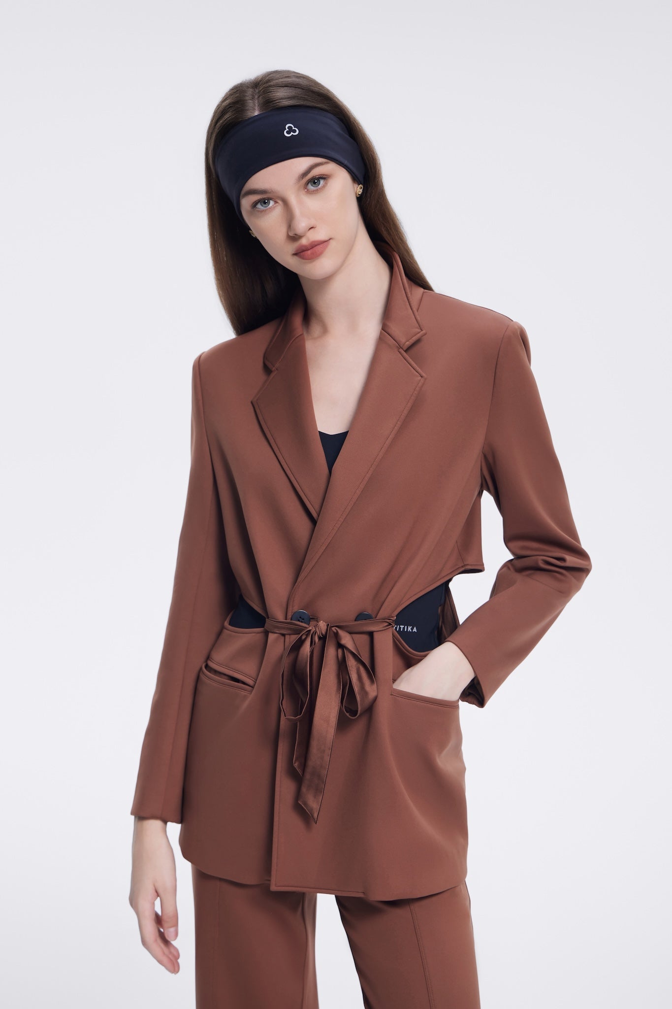 Stylish Aurelia Blazer for Women - Trendy Office & Formal Wear | Perfect for Business Meetings, Weddings & Professional Events