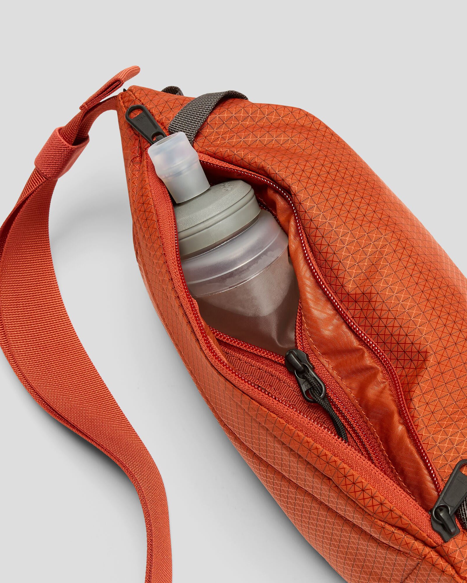 Valorous Crossbody Bag for Women - Stylish & Durable Red Earth Leather Purse - Perfect for Travel, Work & Everyday Use