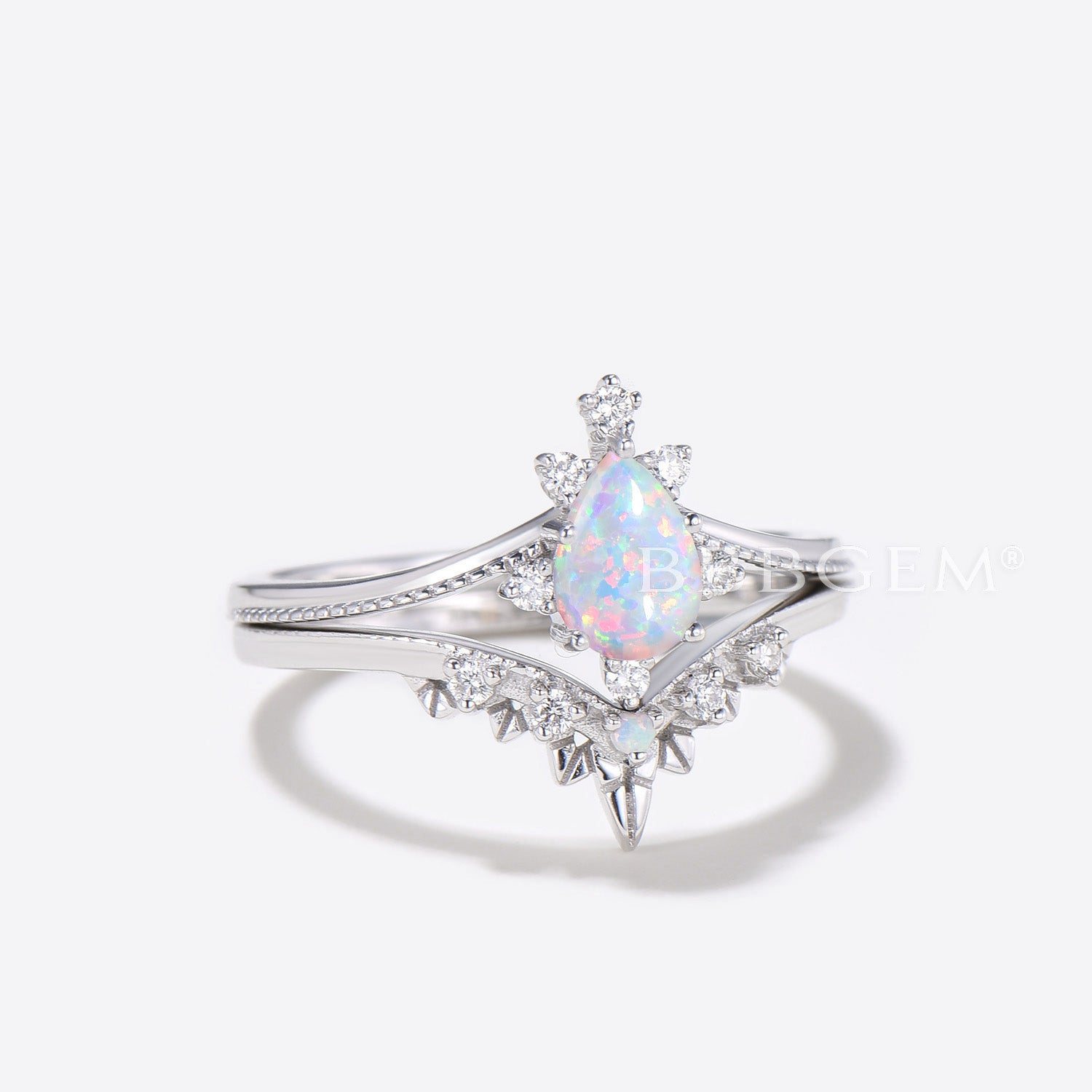 14K/18K Gold Vintage Pear Shaped Opal White Gold Engagement Ring Milgrain Bridal Set - Perfect for Wedding, Proposal & Anniversary Gifts