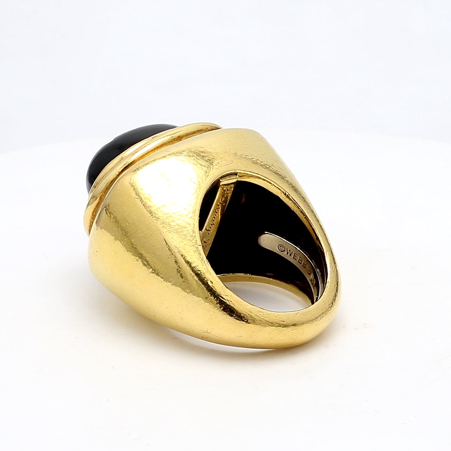 David Webb Vintage 41.20 Grams Black Onyx 18K Yellow Gold Cocktail Ring for Women | Elegant Evening Party Jewelry Gift