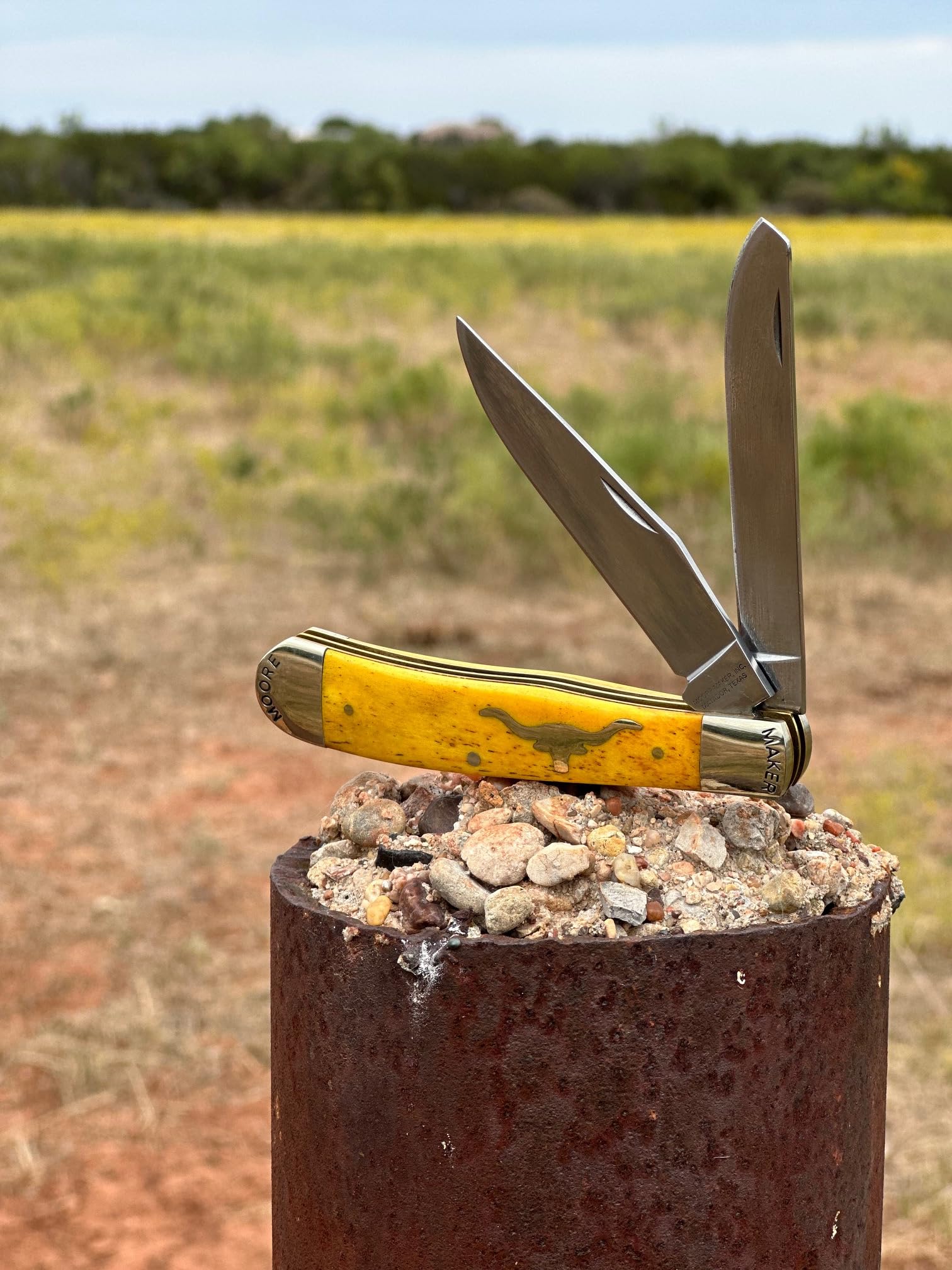 Moore Maker Inc. Long Horn Steer Trapper 5202LH - Premium Stainless Steel Pocket Knife with Genuine Bone Handle - Perfect for Hunting, Camping & Outdoor Adventures