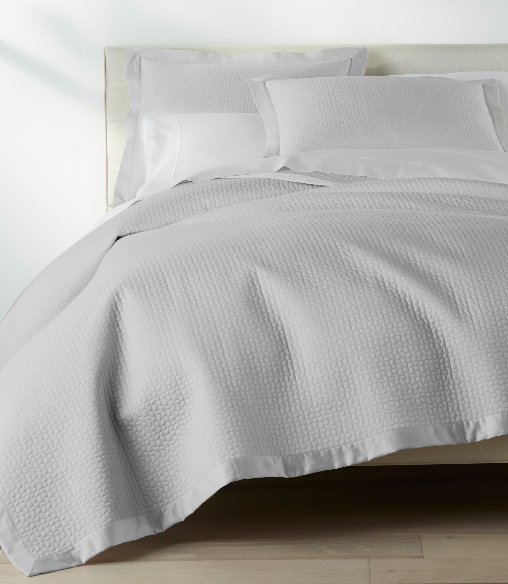 Hamilton Quilted Coverlet - Soft & Lightweight Bedspread for All Seasons | Perfect for Guest Rooms, Master Bedrooms & Cozy Home Decor