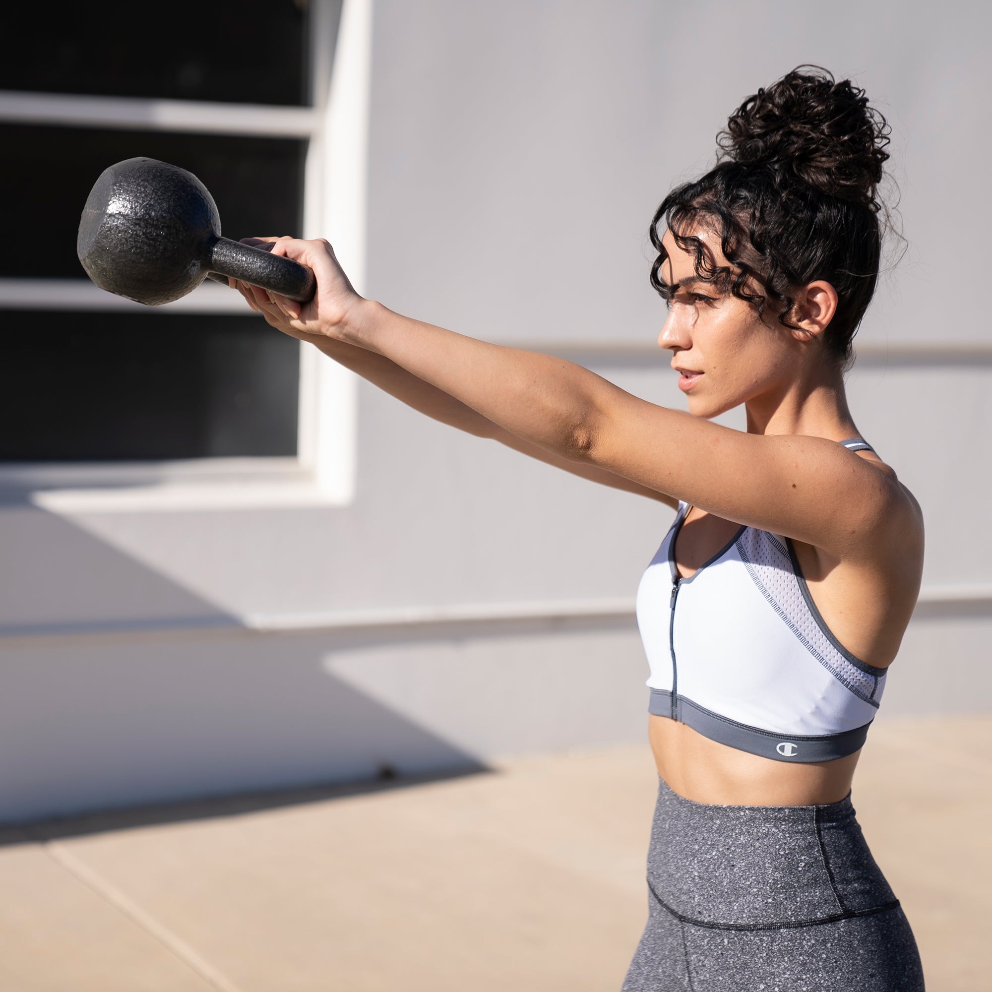 15lb Hammertone Kettlebell - Durable Cast Iron Home Gym Equipment for Strength Training, Weightlifting & CrossFit Workouts - Perfect for Home Fitness, Garage Gym & Functional Training