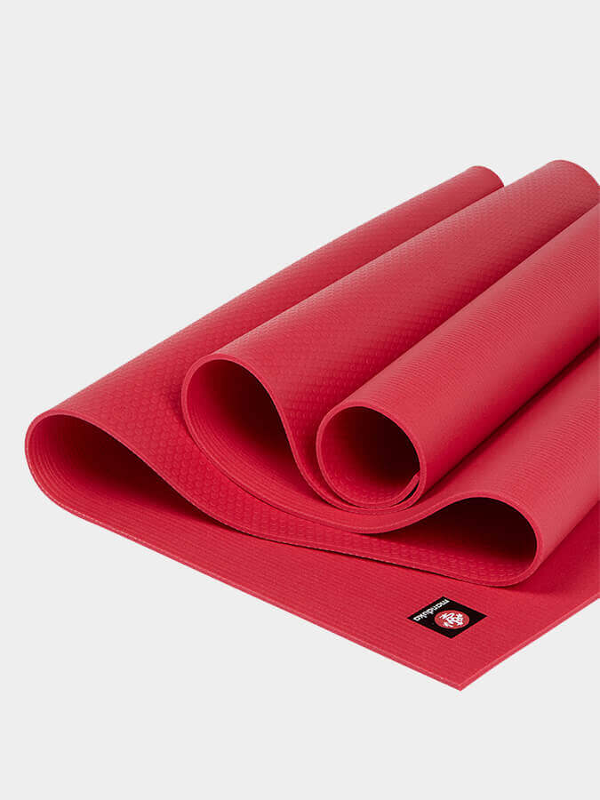 Manduka PROlite Standard 71 Yoga Mat 4.7mm - Premium Non-Slip Yoga Mat for Home & Studio Workouts - Ideal for Hot Yoga, Pilates & Meditation Practice