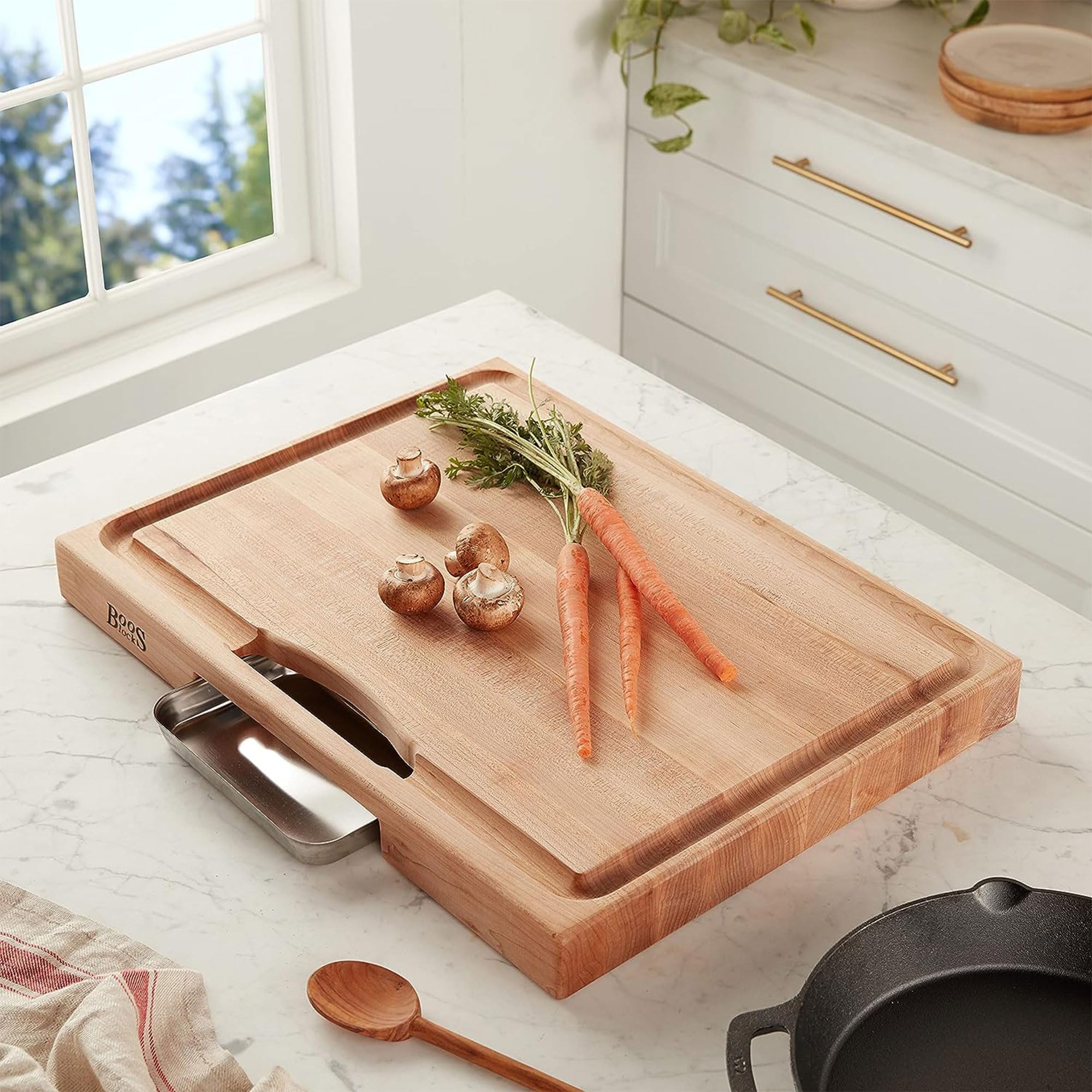 John Boos Newton Reversible Maple Wood Cutting Board with Juice Groove & Pan - 24