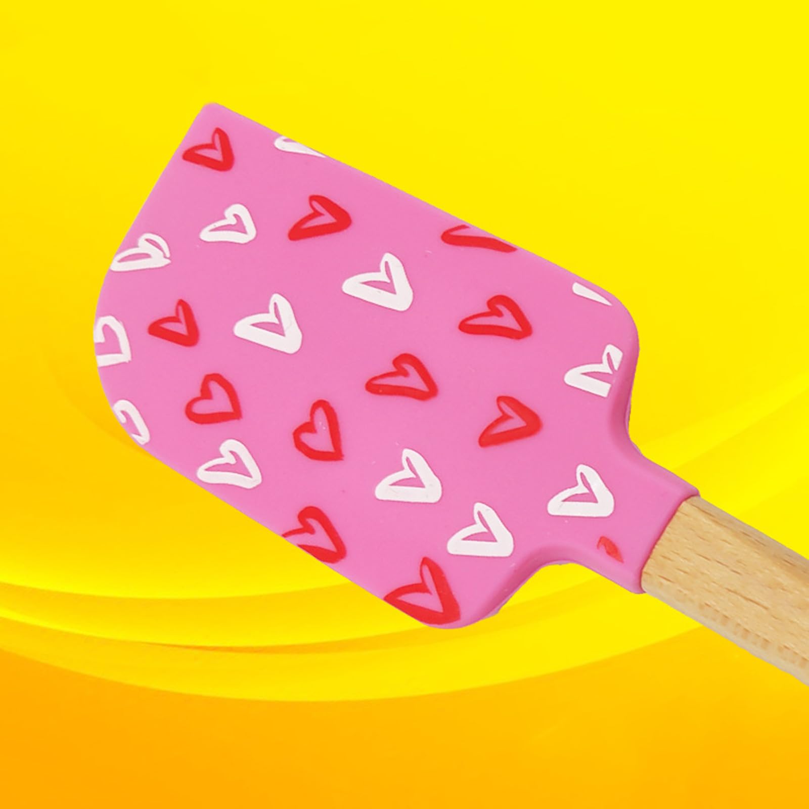 Heart-Shaped Silicone Spatula with Wooden Handle - Perfect for Baking, Cake Decorating, Buttercream Mixing & Chocolate Scraping - Ideal for Home Bakers & Professional Pastry Chefs
