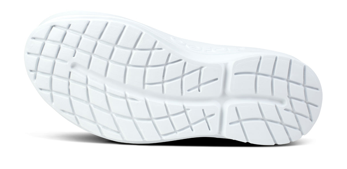 Women's OOmega eeZee Low Top Sneakers - White & Black Casual Shoes for Walking, Running & Everyday Wear