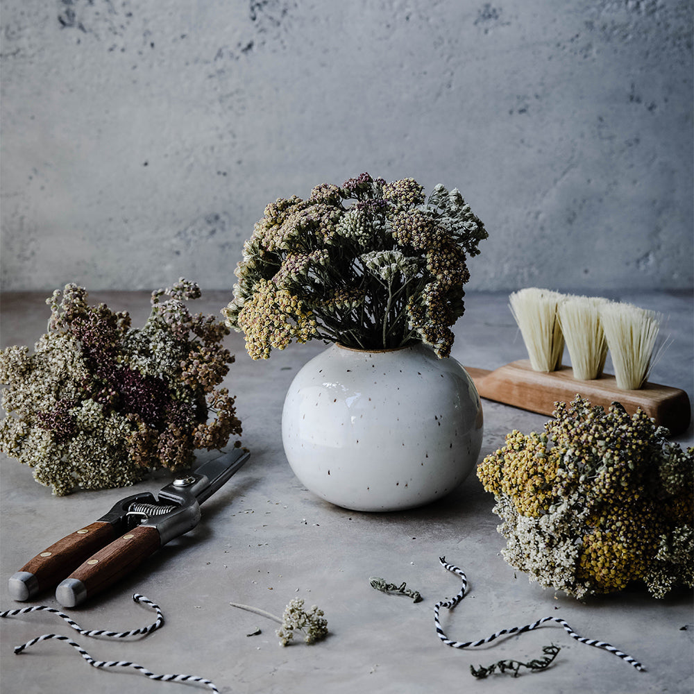 Ceramic Globe Bud Vase - Small Flower Vase for Home Decor, Wedding Centerpieces & Tabletop Arrangements - Perfect for Roses, Daisies and Fresh Cut Flowers