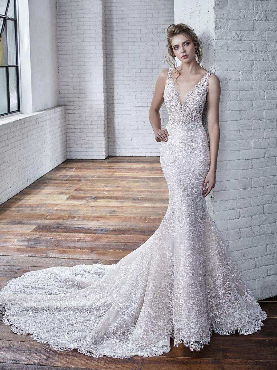 Badgley Mischka Cindy Women's Evening Dress Size 14 - Elegant Formal Gown for Weddings, Galas & Special Occasions