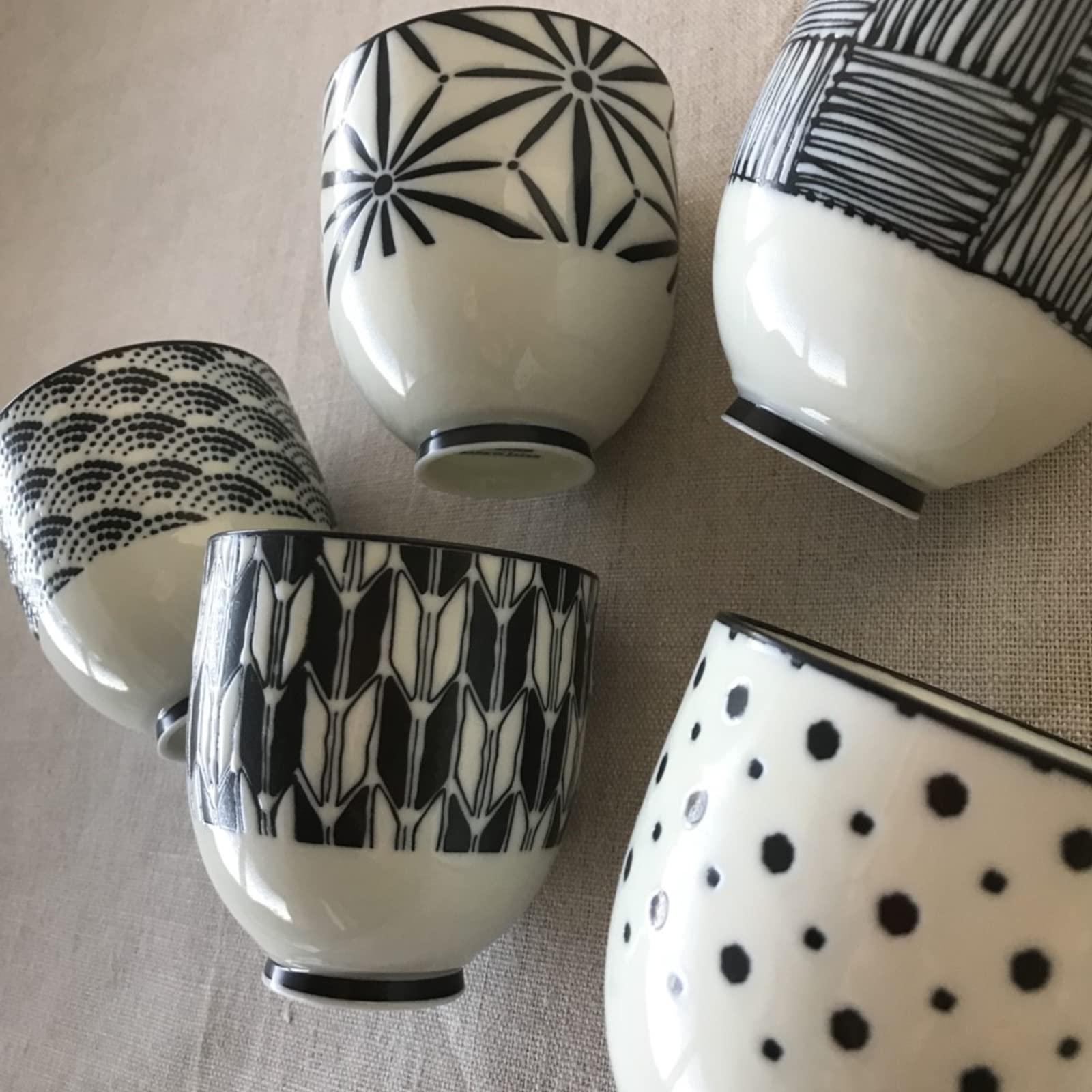 Japanese Komon Ceramic Tea Cups Set - Hand-Painted Porcelain Cups, Dishwasher Safe for Hot & Cold Drinks, Set of 2 (Asanoha-Yagasuri) - Perfect for Matcha, Coffee, Tea Ceremonies & Home Decor