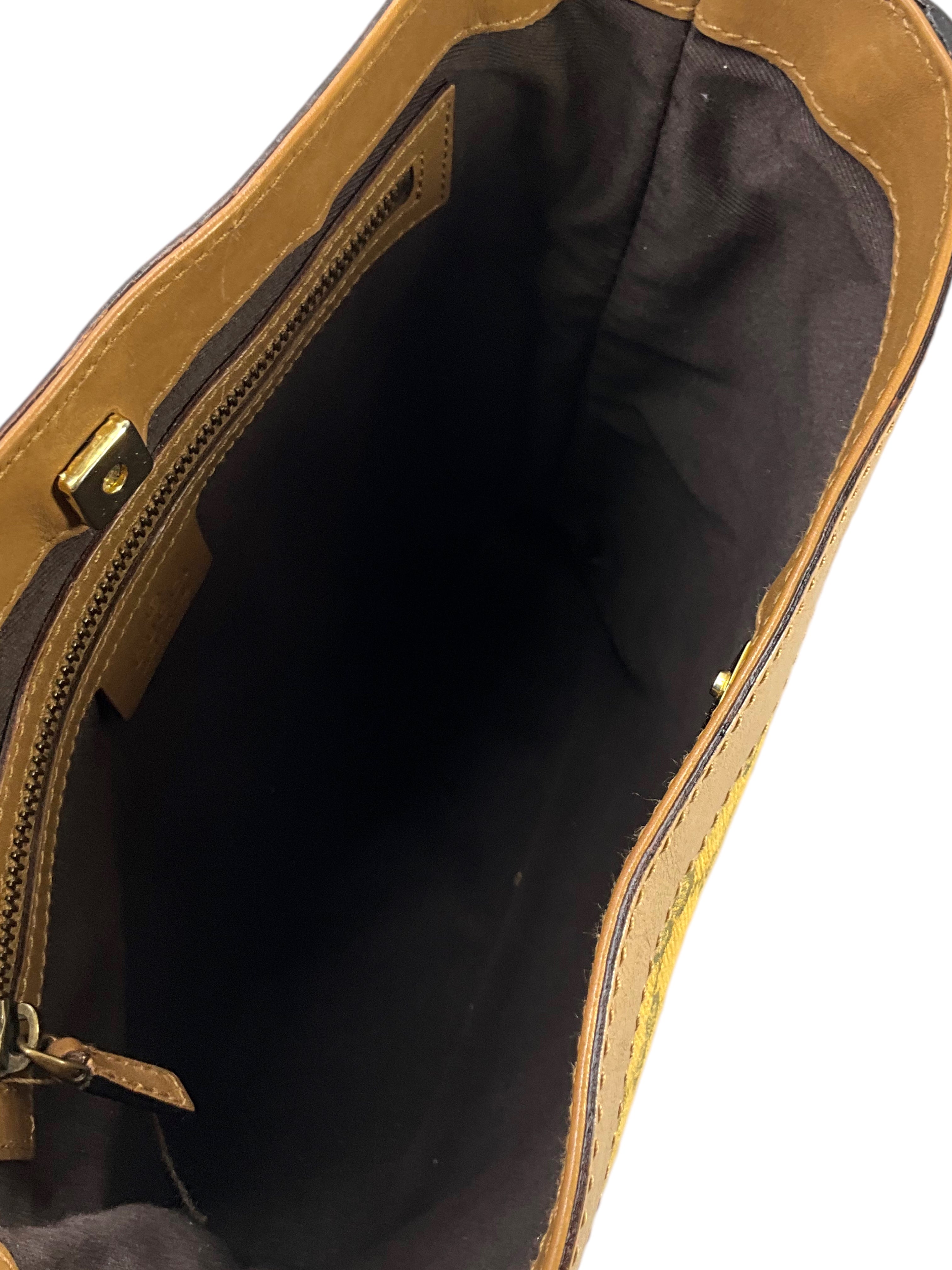 LONGCHAMP Small Roseau Shoulder Bag for Women - Stylish Leather Crossbody Purse for Work, Travel & Everyday Use