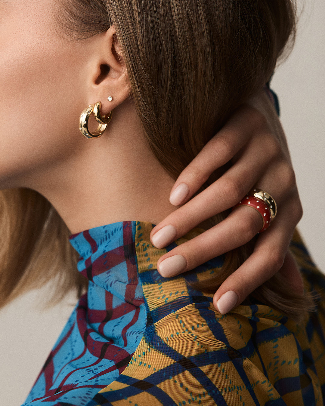 Noel Shimmer Hoop Earrings for Women - Sparkling Christmas Party Jewelry - Perfect for Holiday Gifts & Festive Occasions