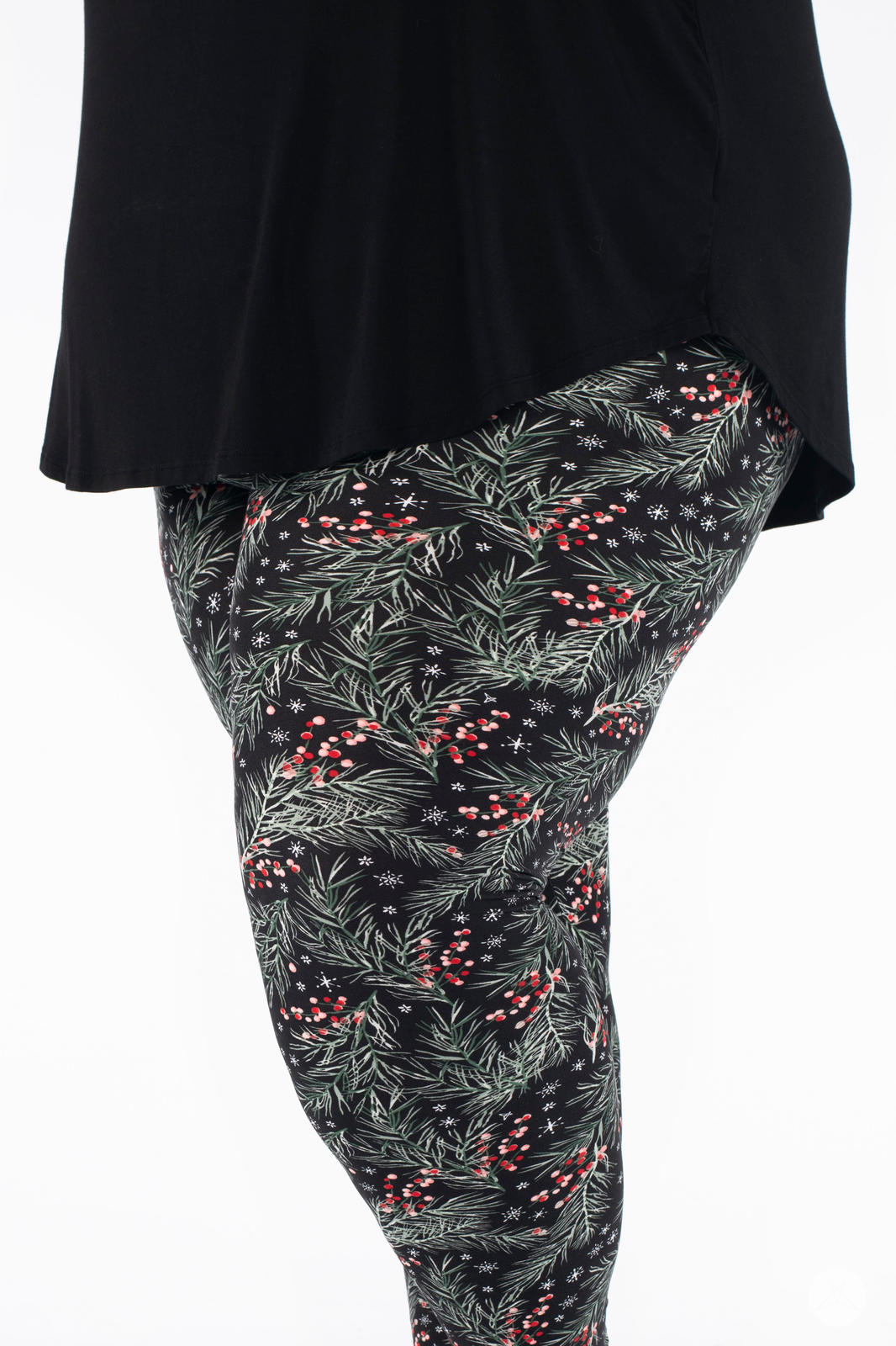Festive Yule Be Merry Patterned Leggings - Women's Holiday Christmas Printed Yoga Pants for Winter Workouts, Parties & Cozy Seasonal Outfits