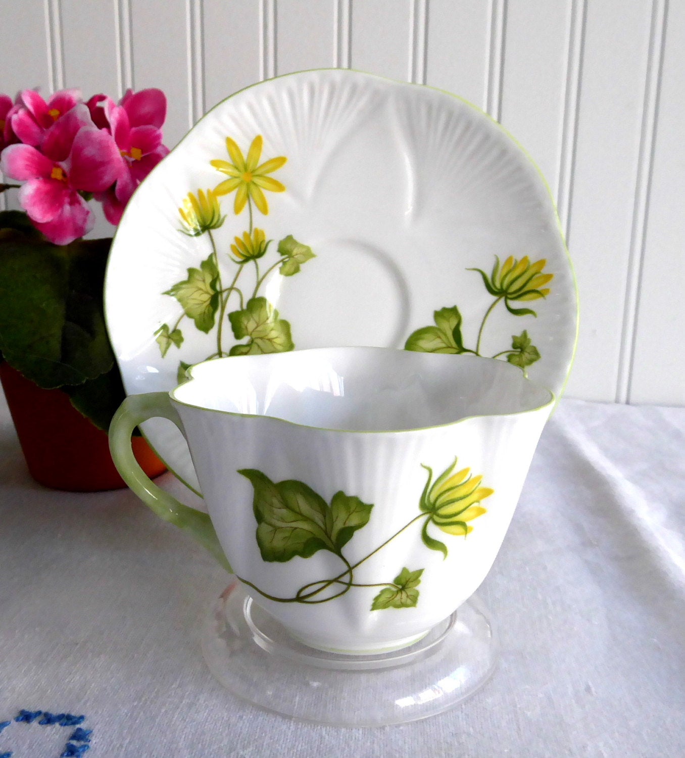 Shelley Celandine Dainty Shape English Bone China Tea Cup and Saucer Set - Green Trim with Yellow Floral Design - Perfect for Afternoon Tea, Bridal Showers & Vintage Collections