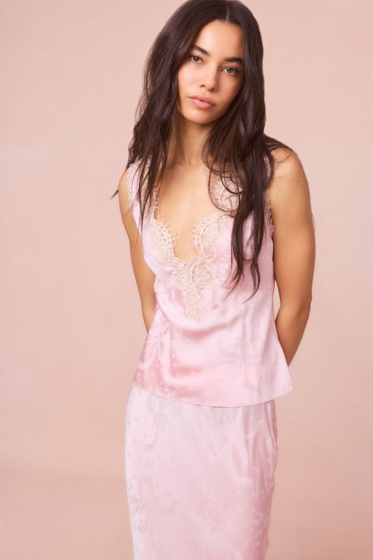 SOFT PINK