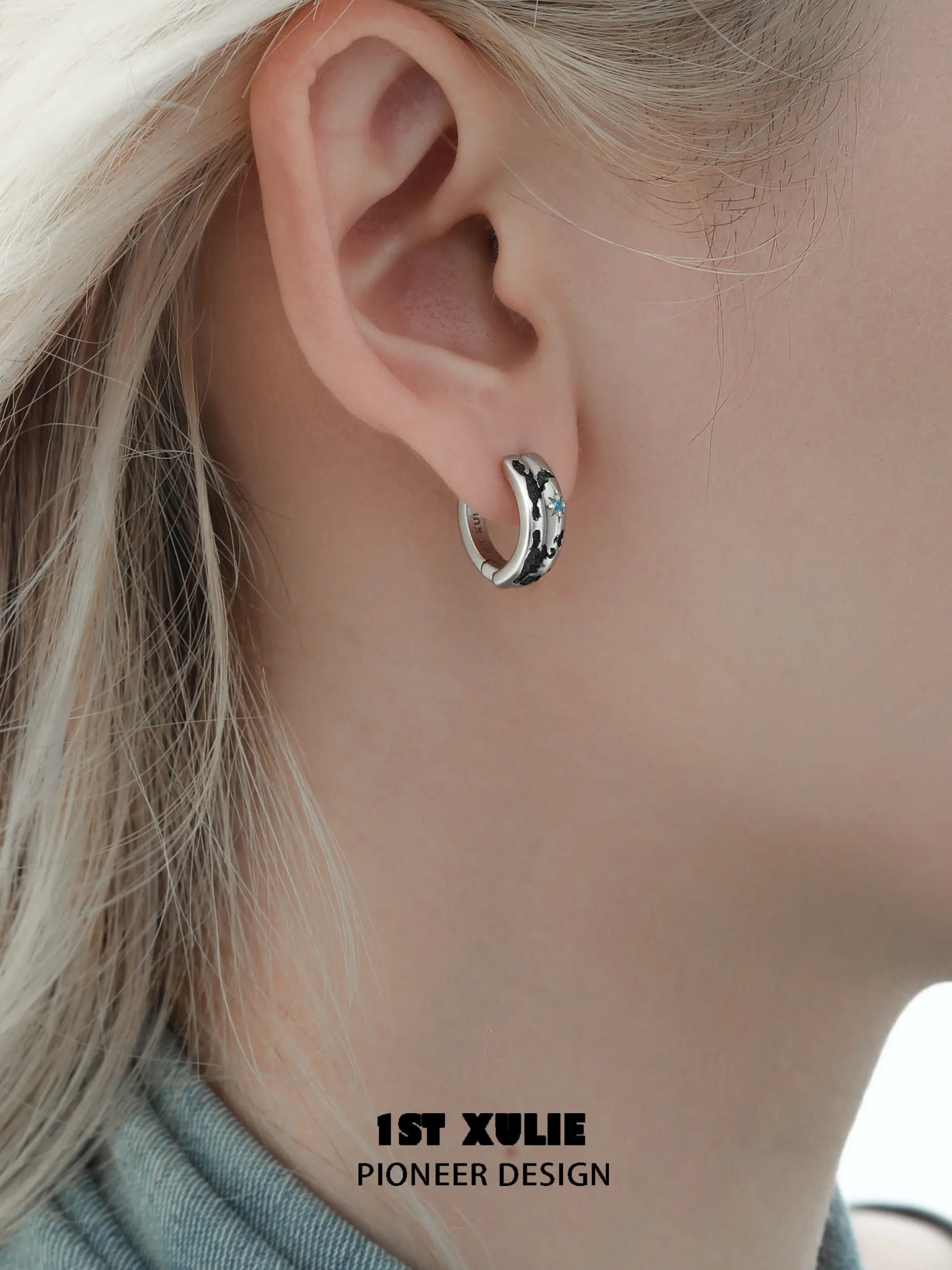 18k Platinum Plated World Map Zircon Earrings - Mini Earth Design Dangle Earrings for Women | Perfect Gift for Travel Lovers & Geography Enthusiasts | Great for Parties, Date Nights & Special Occasions