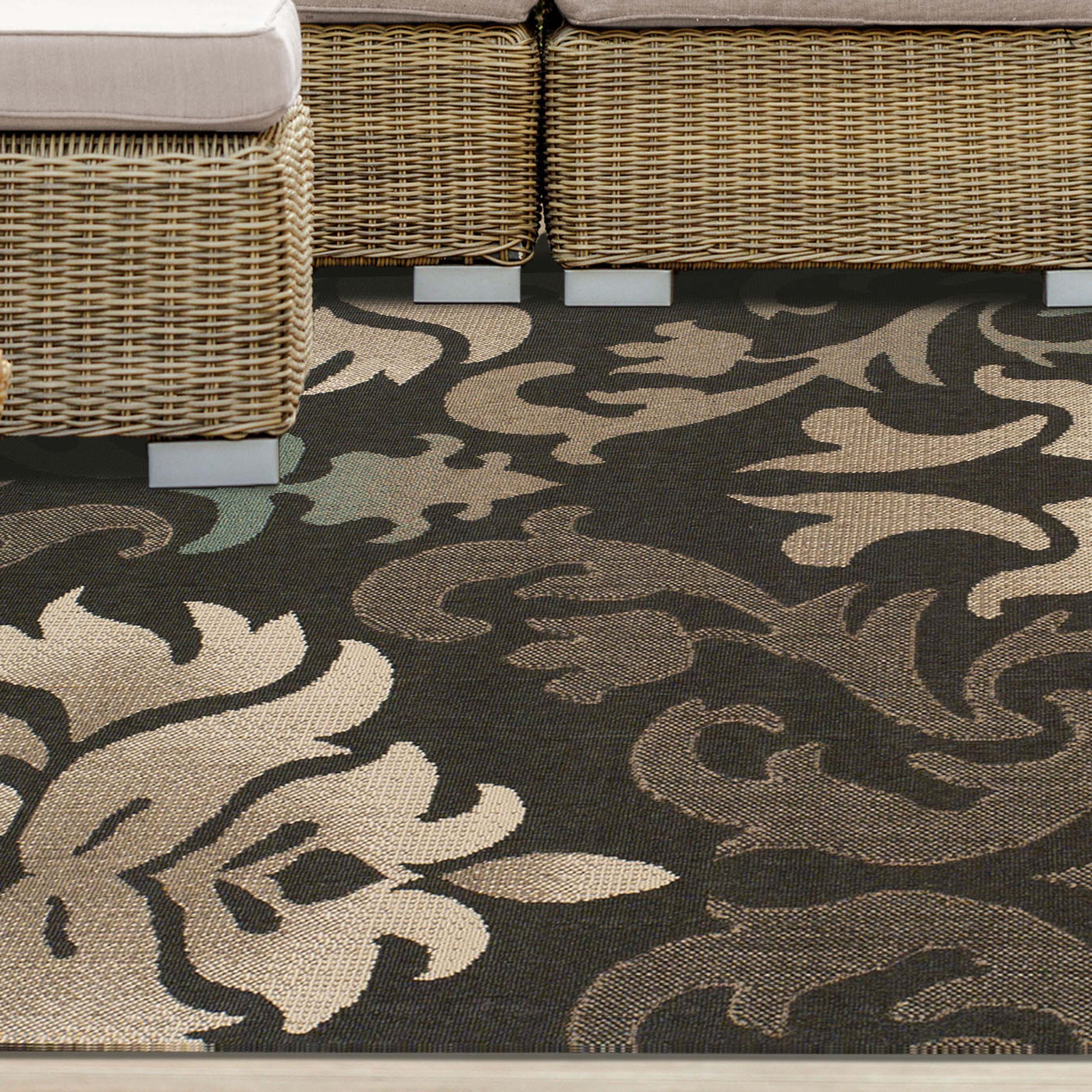 Lowell Traditional Damask Indoor/Outdoor Area Rug - Non-Slip, Water-Resistant - Perfect for Living Room, Patio, Deck & High-Traffic Areas