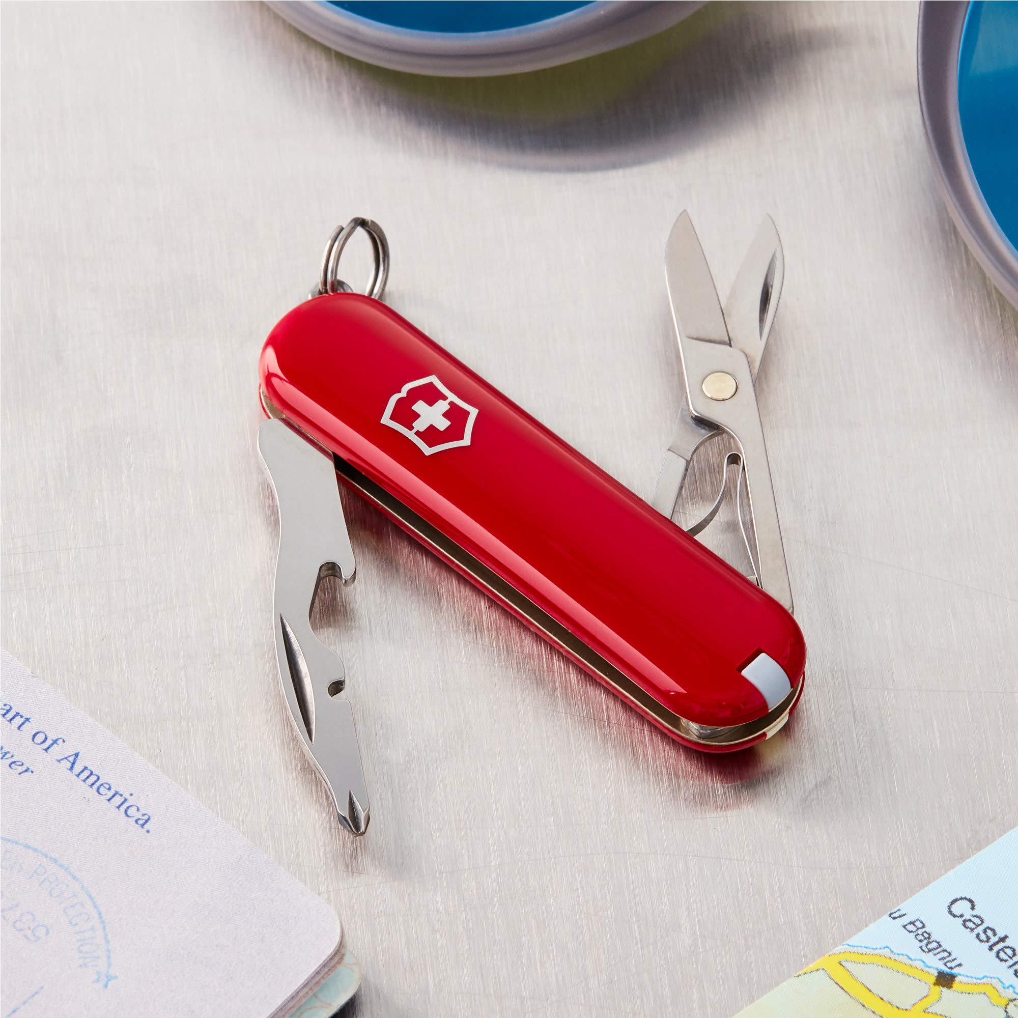 Victorinox Jetsetter 7-in-1 Swiss Army Knife | Compact Multitool with Scissors, Magnetic Phillips Screwdriver & Key Ring | Swiss Made Red Pocket Knife | Perfect for Travel, Camping & Everyday Carry (EDC)