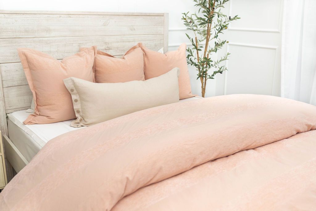 Gracie Soft & Breathable Duvet Cover Set - Queen Size, 3-Piece Luxury Bedding for Comfortable Sleep - Perfect for Master Bedroom, Guest Room & Hotel Use