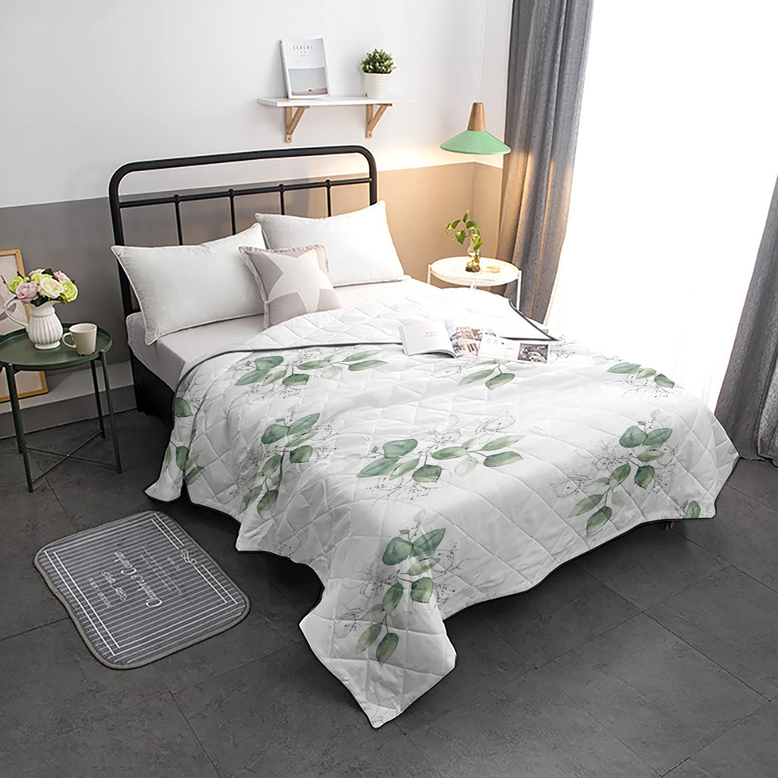 HELLOWINK Queen Size Cooling Comforter - Soft Lightweight Quilted Duvet Insert, All Season Down Alternative Bedding with Eucalyptus Fiber, Green Leaf Design | Perfect for Hot Sleepers & Eco-Friendly Bedrooms