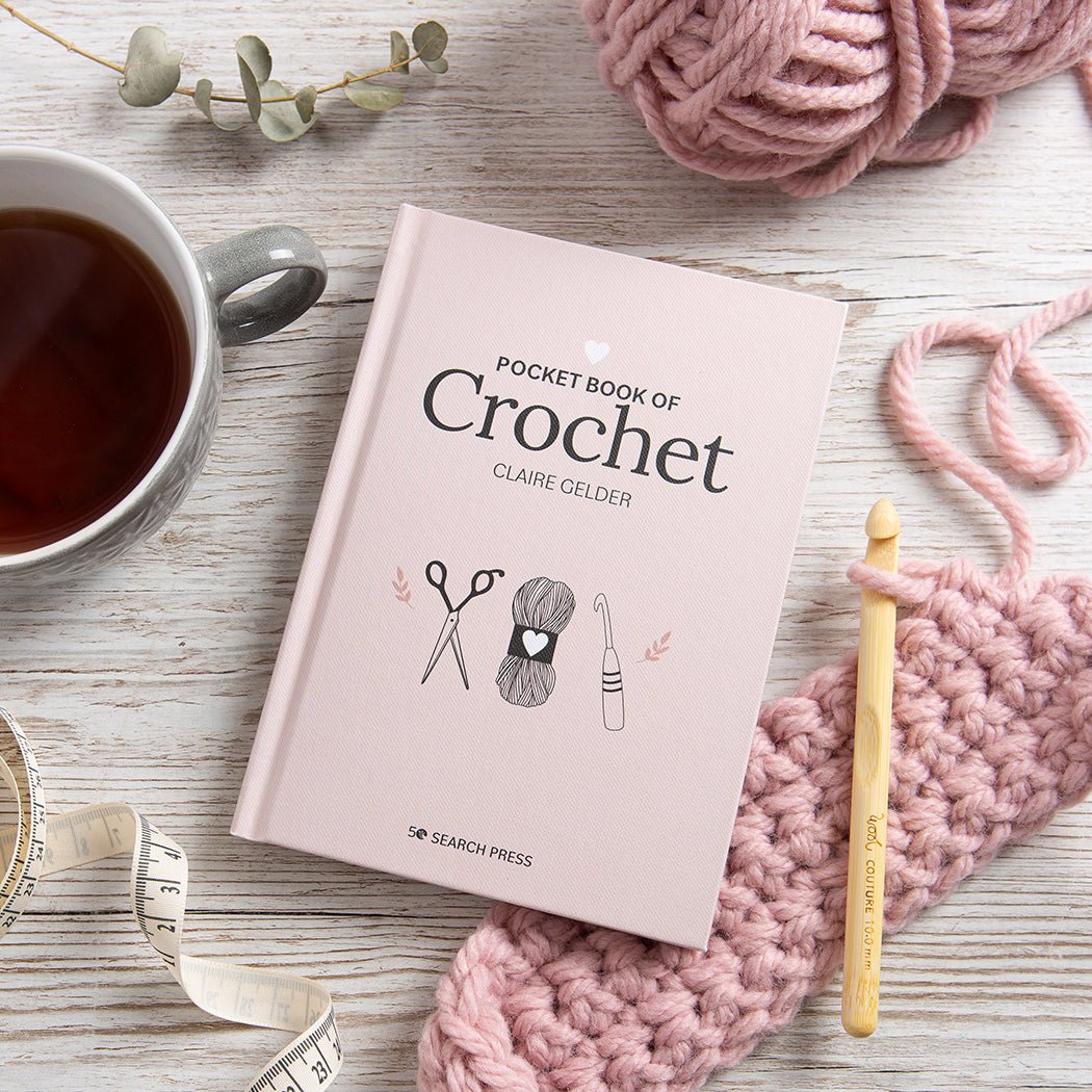 Crochet Scarf Kit for Beginners with Pocket Book - Bronze Level - DIY Knitting & Handmade Gift for Women, Teens & Adults - Perfect for Holidays, Birthdays & Crafting Projects