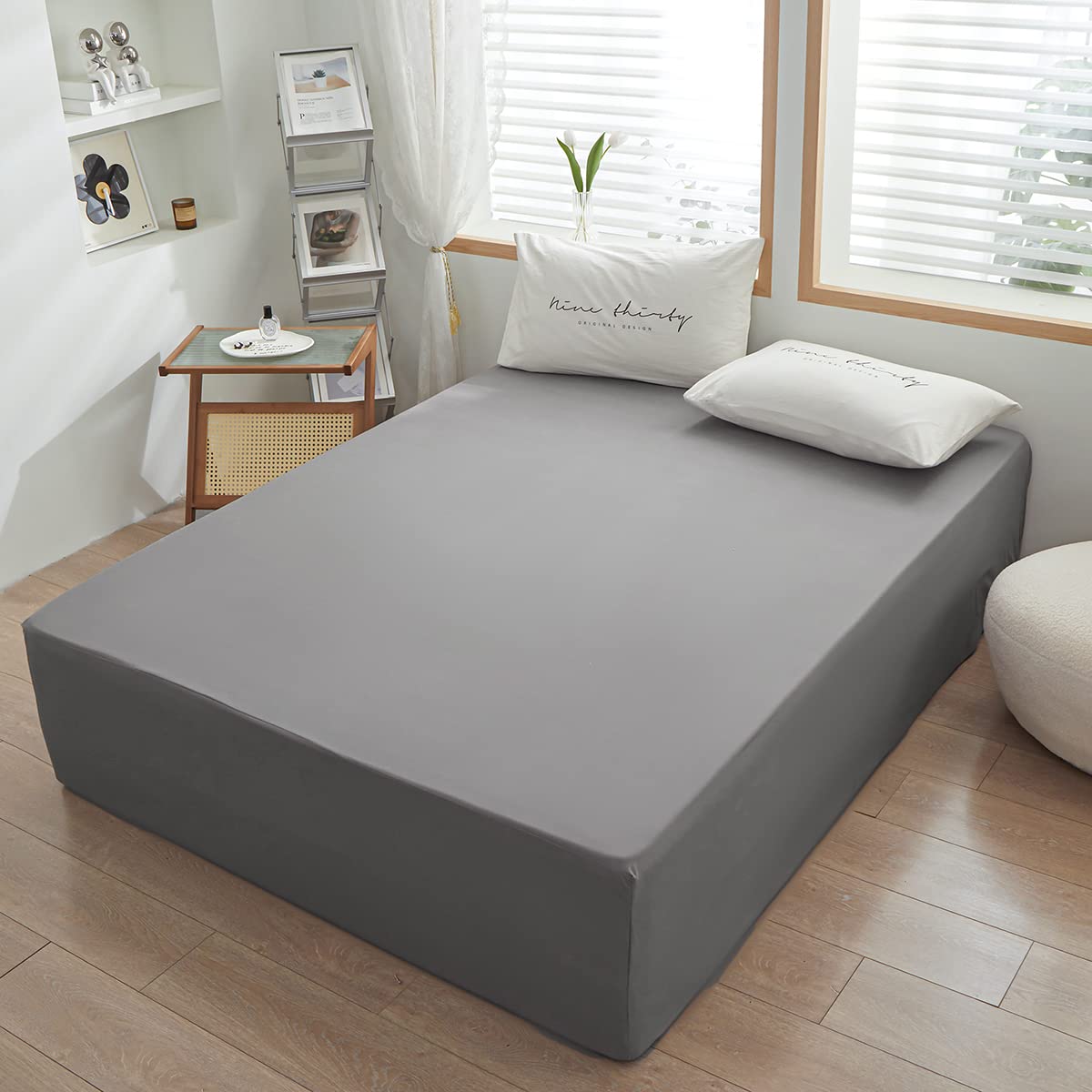 Queen Size Deep Pocket Fitted Sheet - 1 Piece Soft Microfiber Bed Sheet for 15