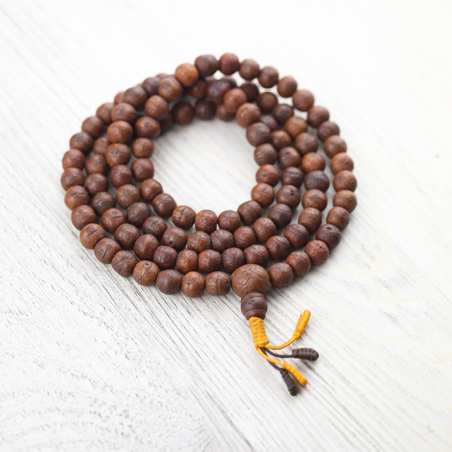 Antique Bodhi Spirit Mala Beads - 108 Prayer Beads for Meditation, Yoga & Mindfulness - Buddhist Prayer Necklace for Spiritual Healing & Stress Relief