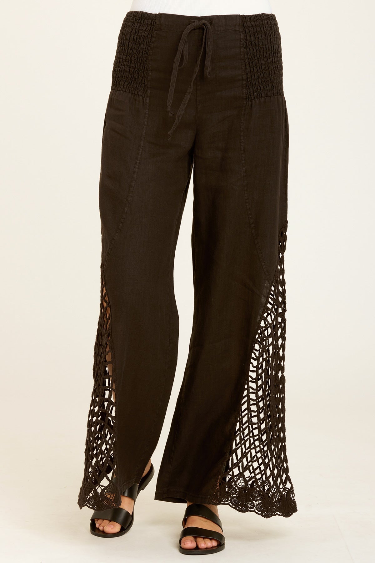 Florin Pant Black - Stylish and Comfortable Women's Pants for Work, Office & Casual Wear | High Waist Trousers with Stretchy Fabric for Everyday Outfits