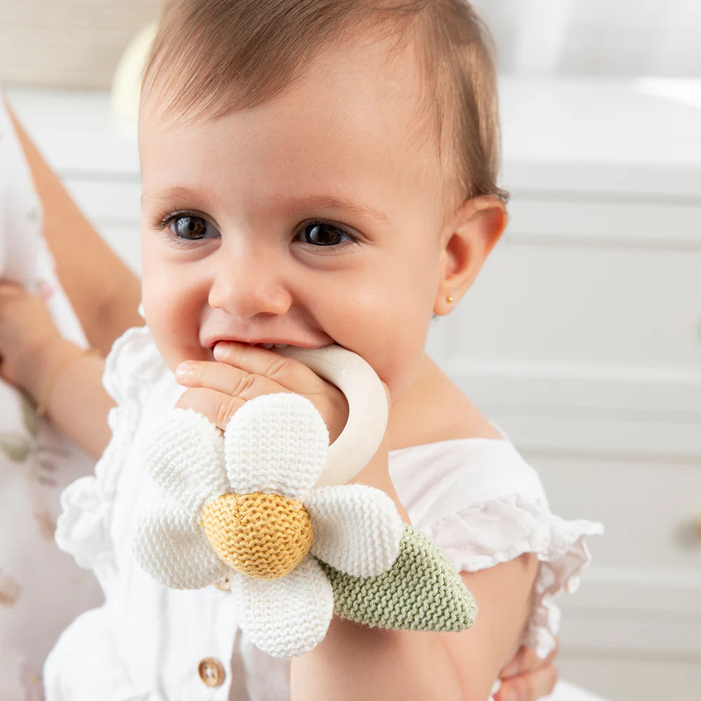 Whimsical Wonderland Daisy Teething Ring Rattle - Soothing Baby Teether Toy with BPA-Free Silicone for Infants 0-12 Months | Perfect for Teething Relief, Sensory Play & Early Development