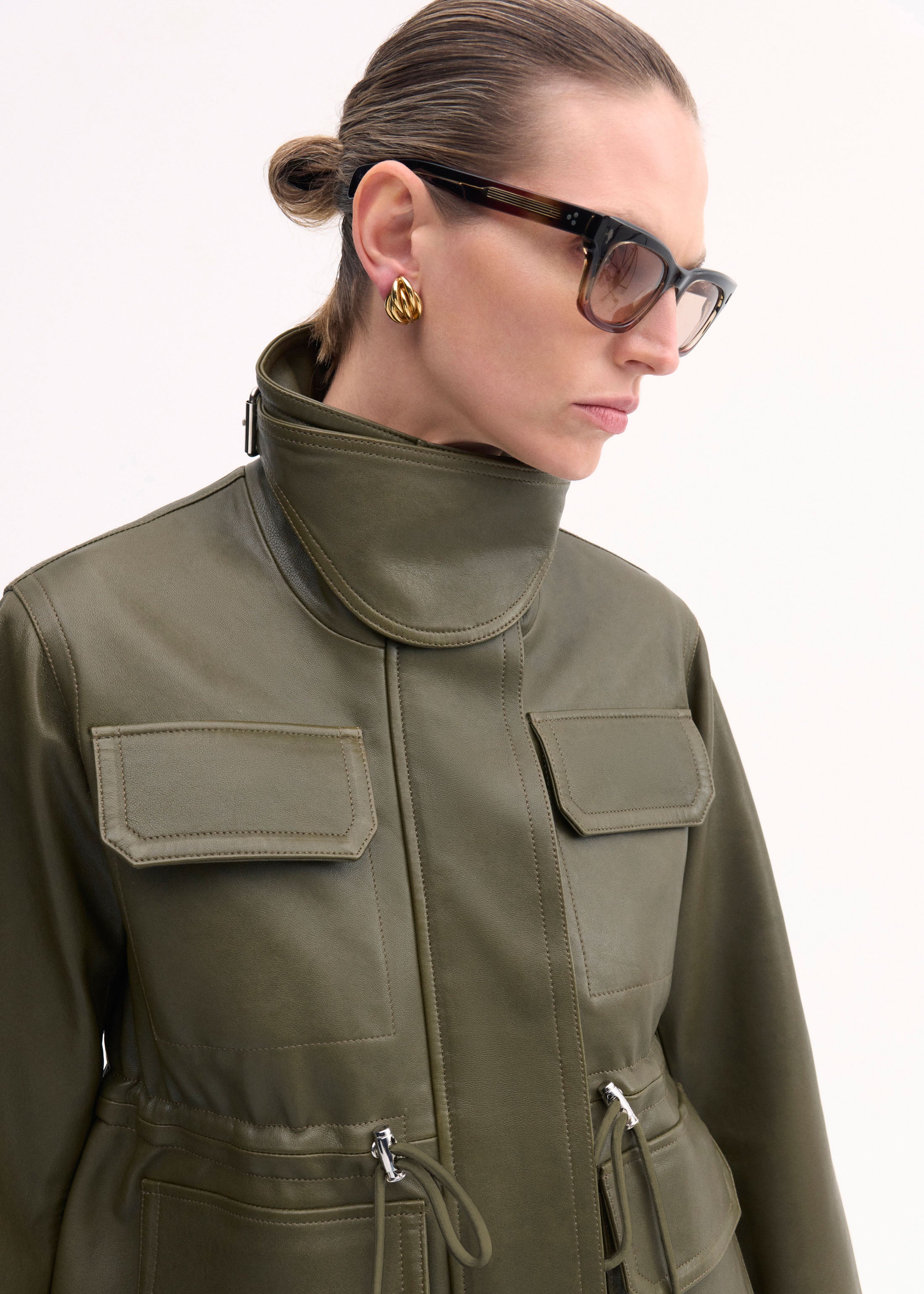Men's Genuine Leather Military Jacket - Olive Green Tactical Outerwear for Outdoor Adventures & Casual Wear