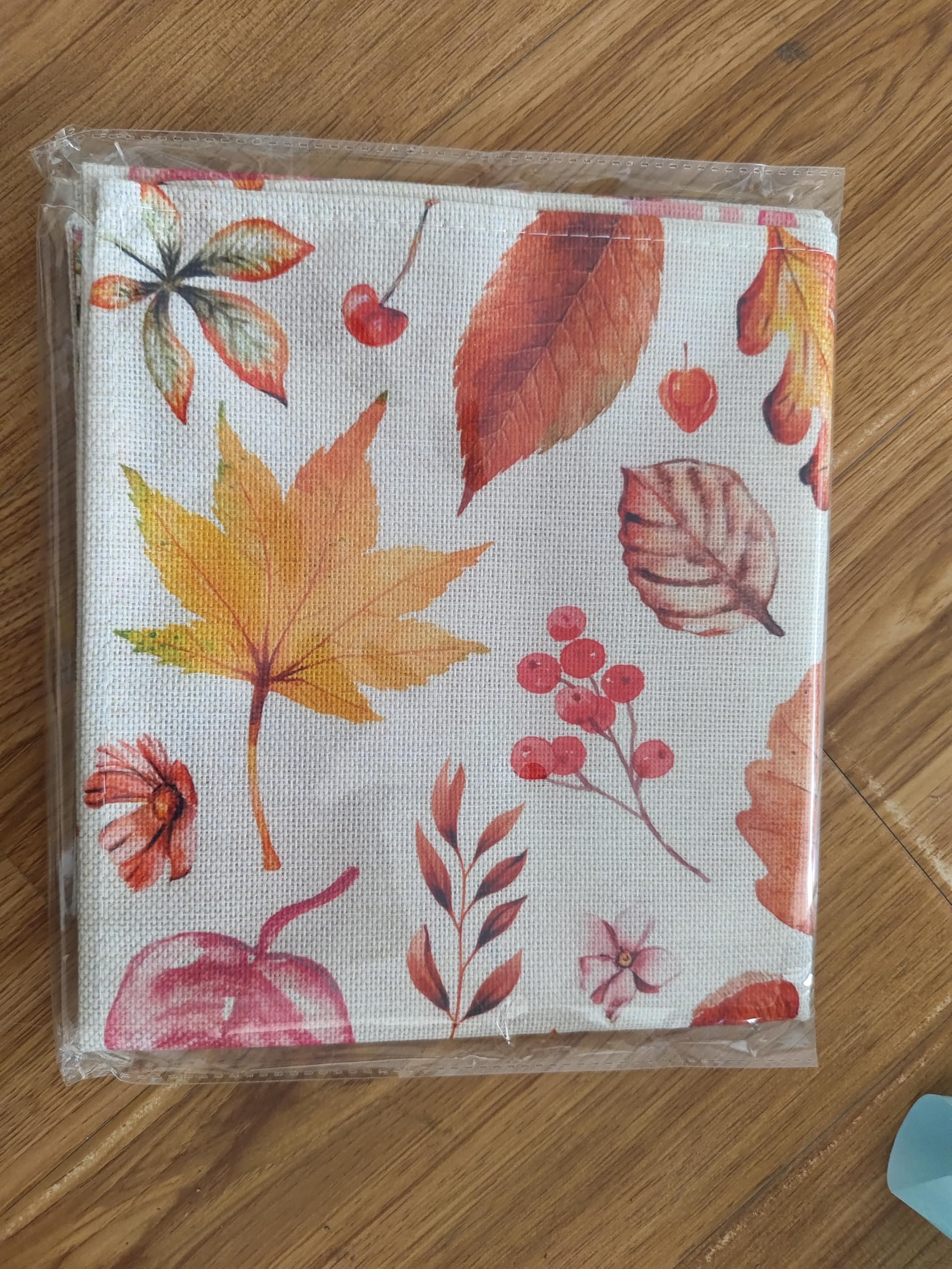 Autumn Maple Leaf Table Runner - 40x180cm Washable Kitchen Decor for Thanksgiving, Holiday Parties & Indoor Fall Decorations | Perfect for Dining Tables, Centerpieces & Seasonal Home Styling