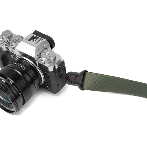 Peak Design Slide Lite Camera Strap (Sage Green) - Adjustable & Comfortable DSLR/SLR/Mirrorless Camera Neck Strap - Perfect for Travel, Hiking & Photography Enthusiasts