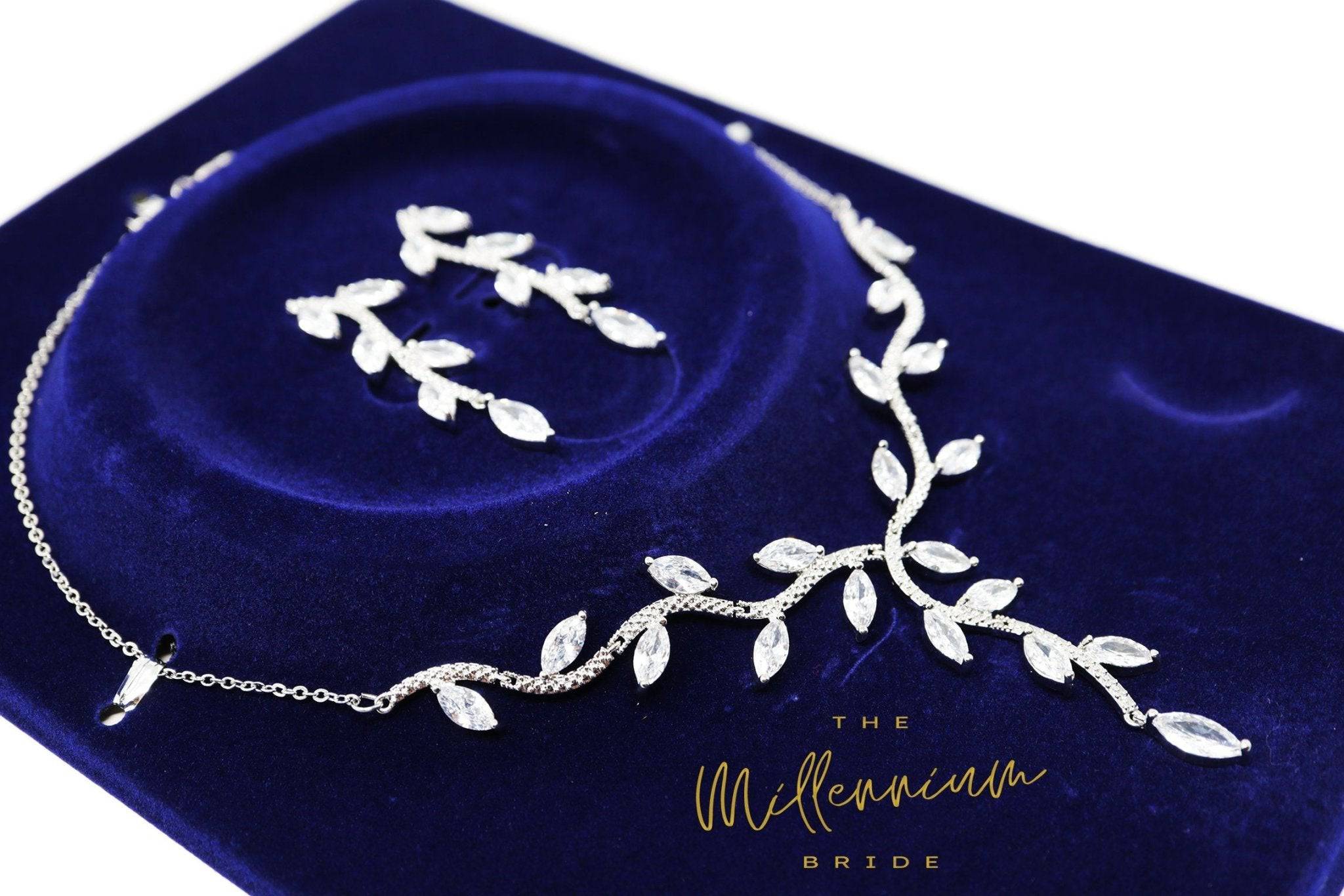 Swarovski Crystal Vine Leaves Necklace Set - Elegant Long Bridal Jewelry with Matching Earrings, Sparkling CZ Statement Necklace & Earrings for Weddings, Prom, Evening Parties & Special Occasions
