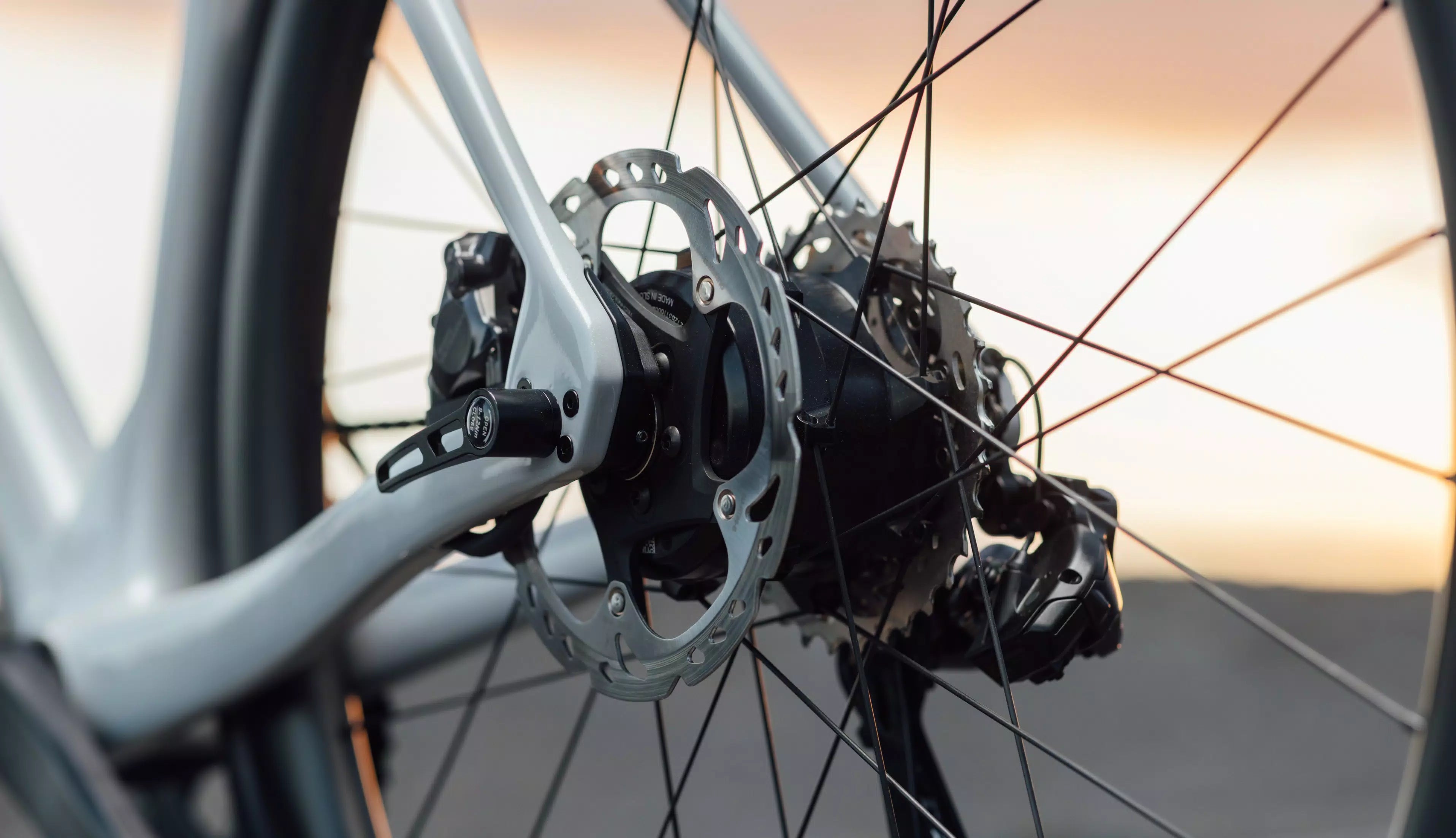 Wilier Filante Hybrid E-Bike - Shimano Ultegra Di2 22-Speed, Carbon Wheels - Perfect for Commuting & Road Cycling