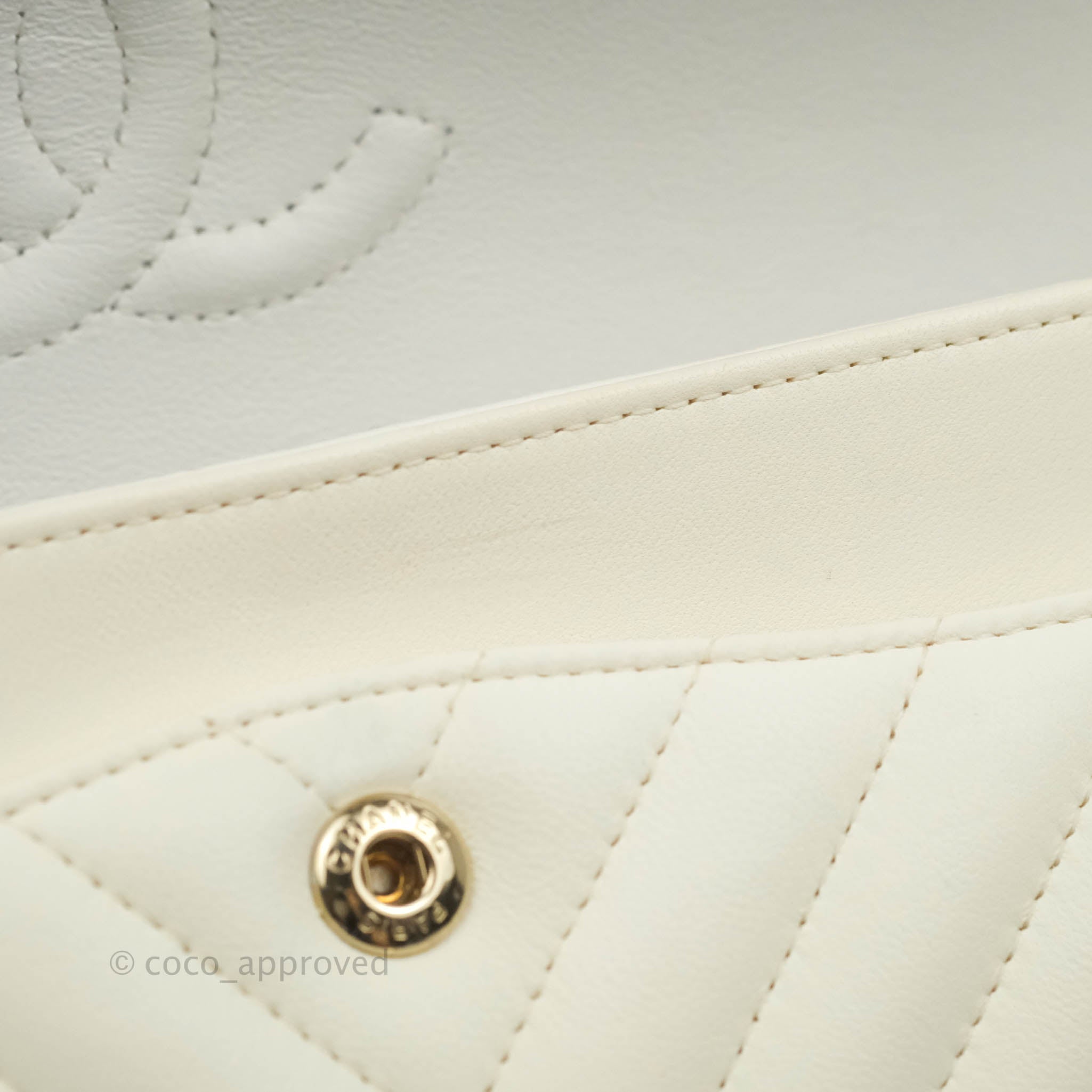 Chanel Classic Chevron Small Double Flap Bag in Ivory White Lambskin with Gold Hardware - Luxury Crossbody Purse for Women, Perfect for Date Night & Special Occasions