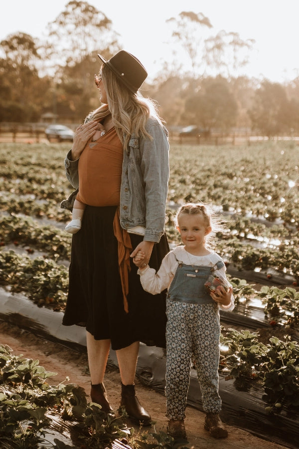 VIXSA Baby Wrap Carrier - Soft & Breathable Infant Sling for Newborn to Toddler (Chestnut Brown) - Perfect for Hands-Free Parenting, Shopping & Outdoor Adventures