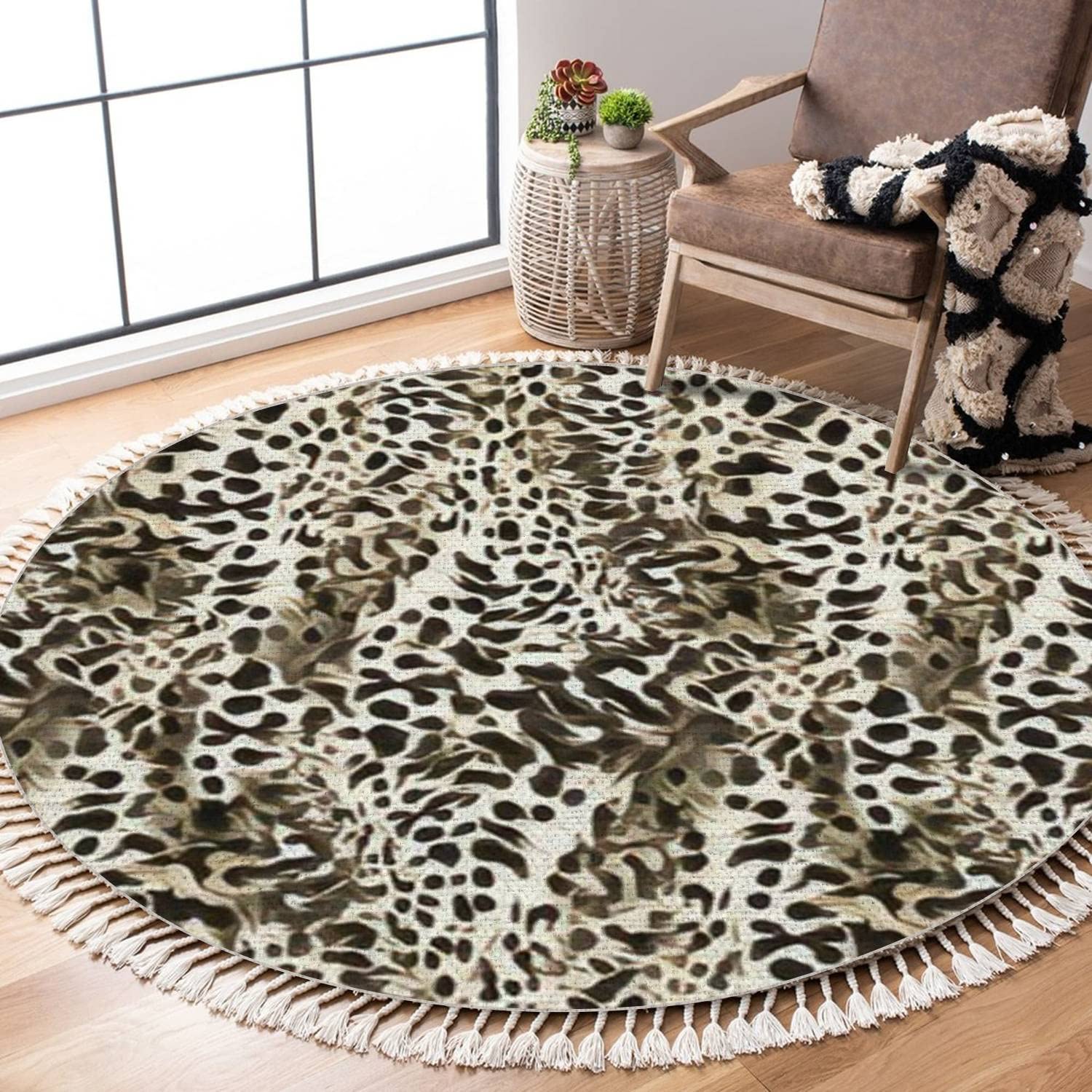 Hand-Painted Watercolor Wildcat Fur Round Area Rug - Boho Woven Carpet for Boys Bedroom, Bathroom, Playroom & Outdoor Decor - 4 ft Minimalist Home Accent Rug for Cozy & Stylish Spaces