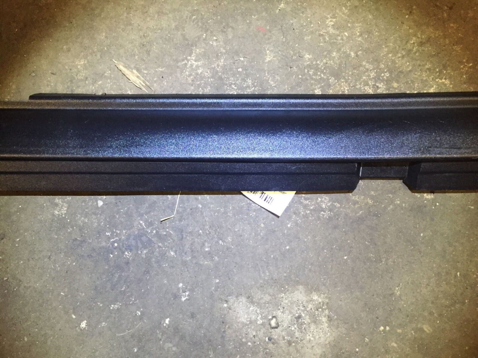 2008 Honda Pilot Left Driver Side Rocker Panel Skirt Molding OEM Replacement Part - Perfect for Car Body Repair & Restoration Projects