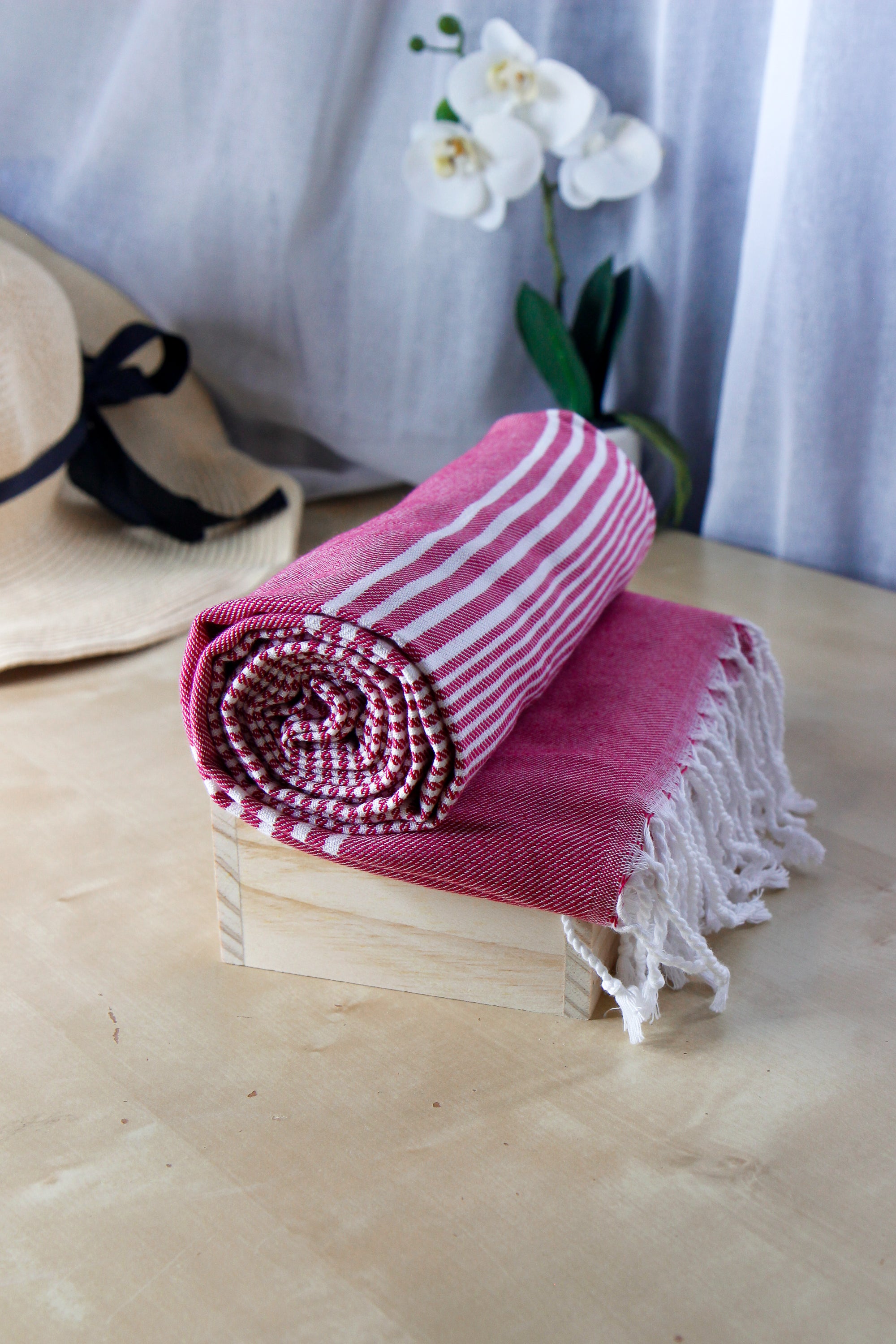 Premium Turkish Cotton Towel - Elenora Light Yellow - Soft, Absorbent & Quick-Drying Bath & Beach Towel for Spa, Pool, Yoga & Travel