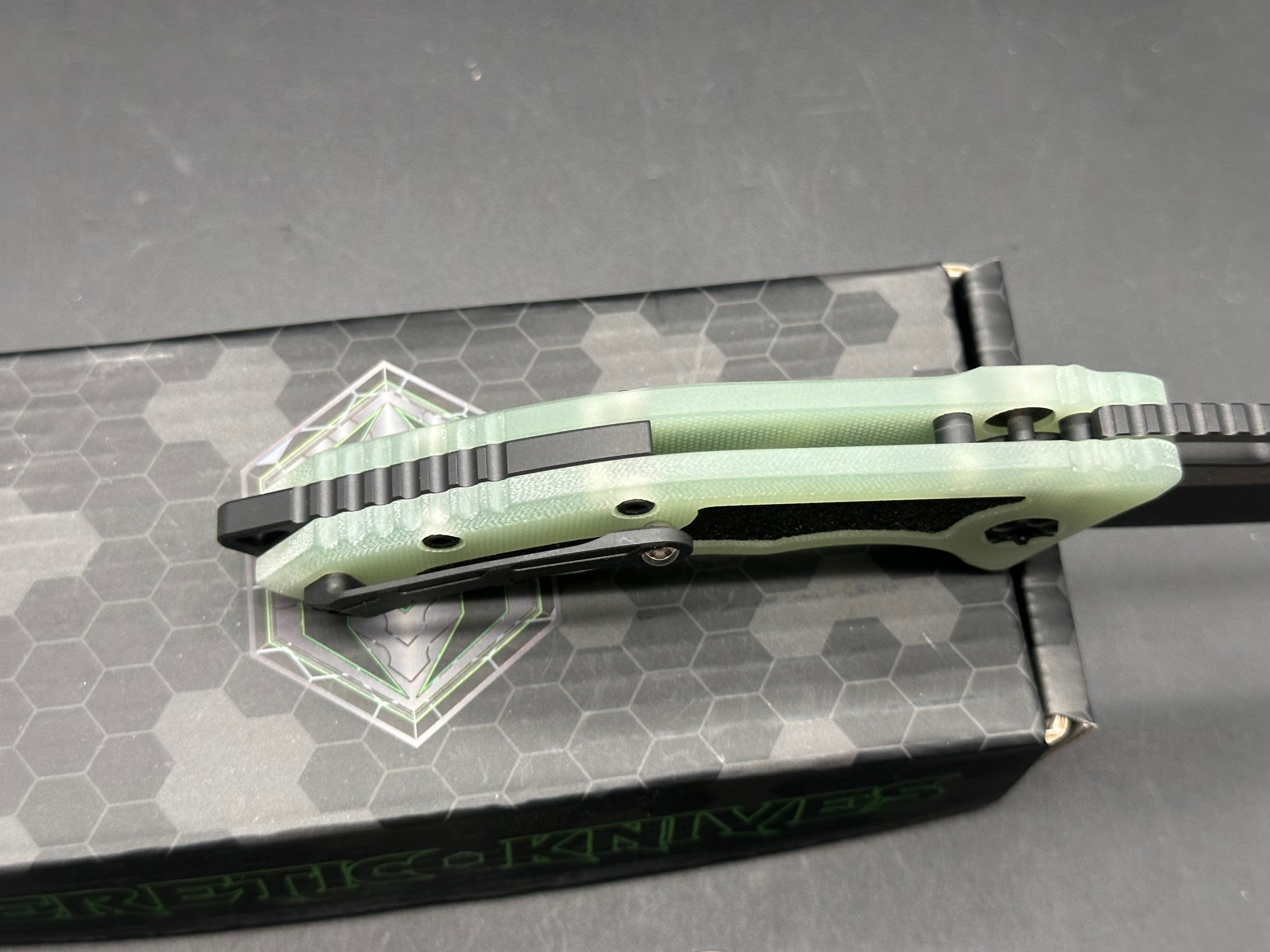 Heretic Knives Medusa OTS Automatic Knife - Jade G10 & Black Two-Tone Tanto Blade in Elmax Steel - EDC, Tactical, Outdoor Survival & Everyday Carry